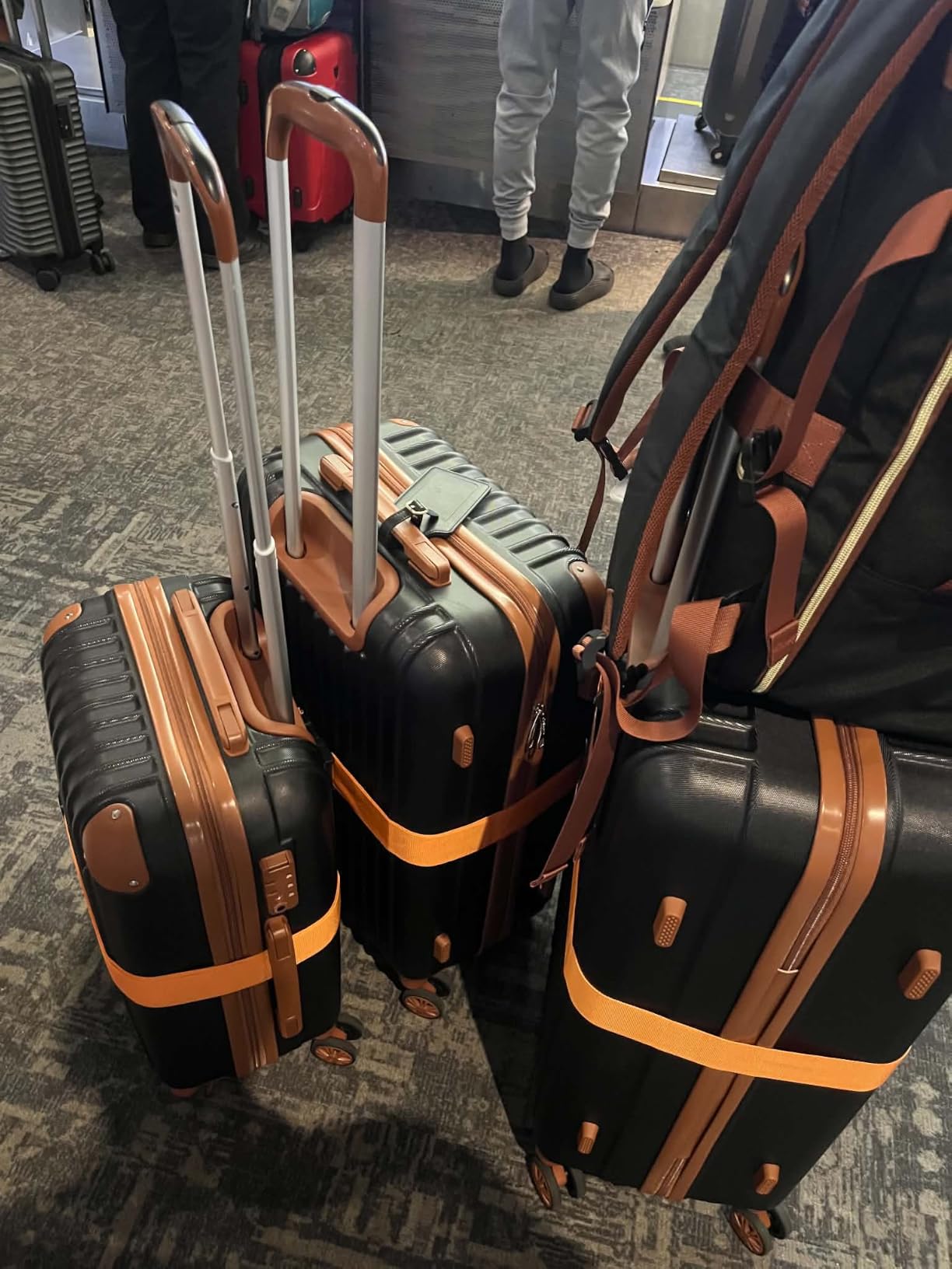 Cosbarn Luggage Sets, Lightweight Durable Hardshell, 5 piece Suitcase Sets customer photo 2