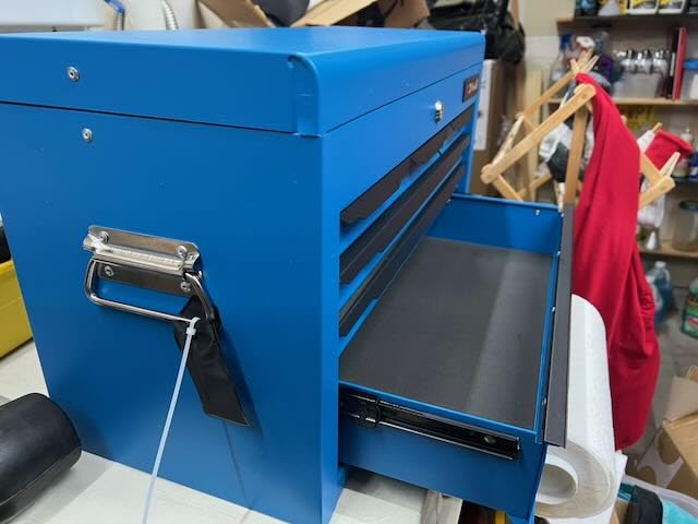 Goplus Tool Box, 24” 6-Drawers Steel Tool Chest w/Top Tool Tray,Automatic Lock, Protective Liners, Handle, Smooth Ball Bearing Sides, Portable Tool Storage Organizer, Toolbox for Garage Workshop customer photo 2