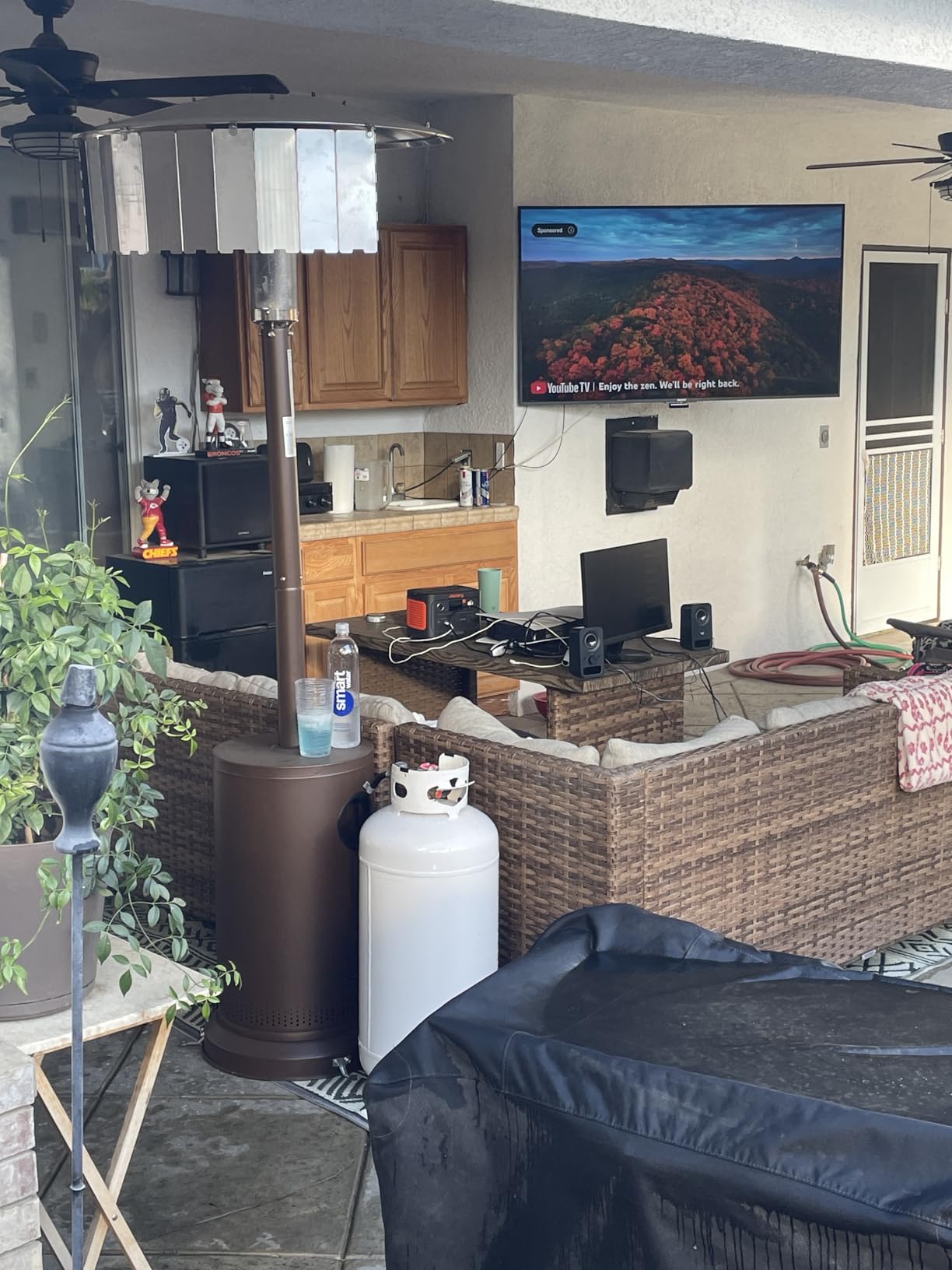 EAST OAK 55,000 BTU Propane Patio Heater with Round Table & Stainless Steel Burner, Outdoor Heater with Wheels, Ideal For Large Patios, Gardens, Outdoor Events, and Commercial Use, Bronze customer photo 2