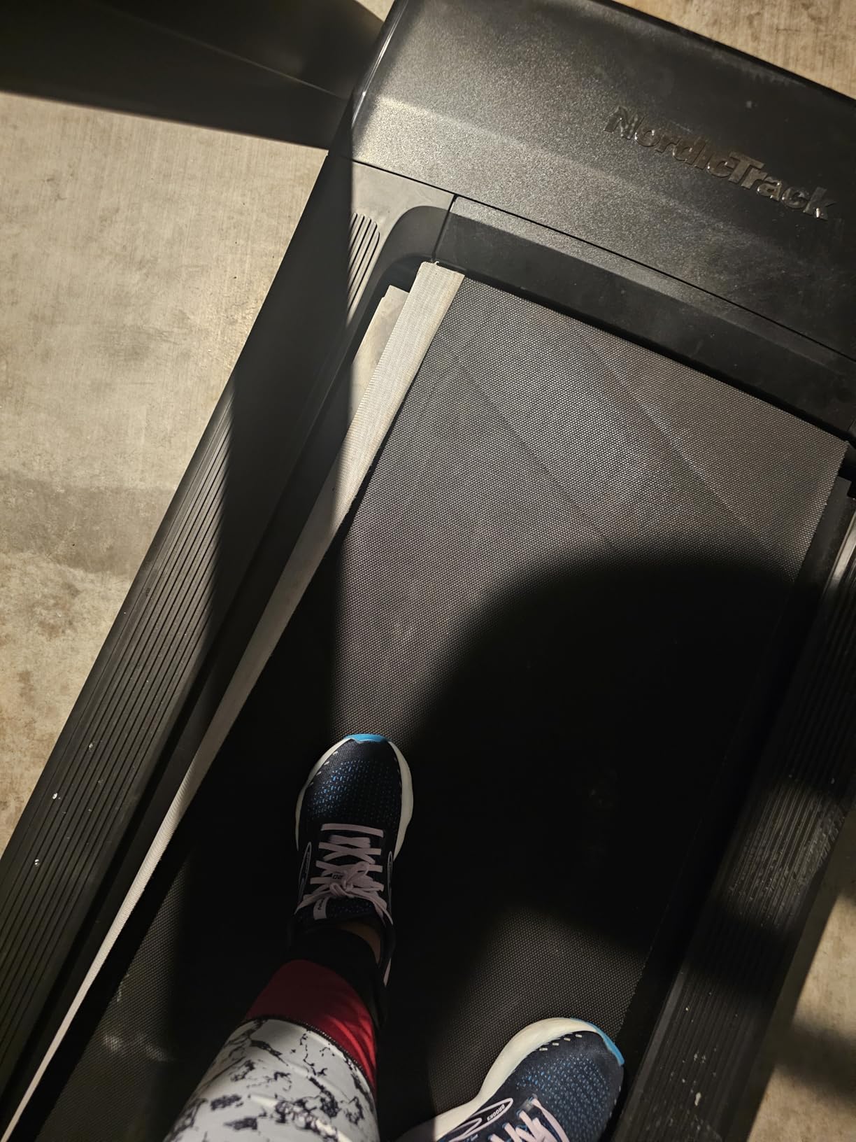 NordicTrack Commercial Series Treadmills: Commercial 1250, 1750, 2450 customer photo 2