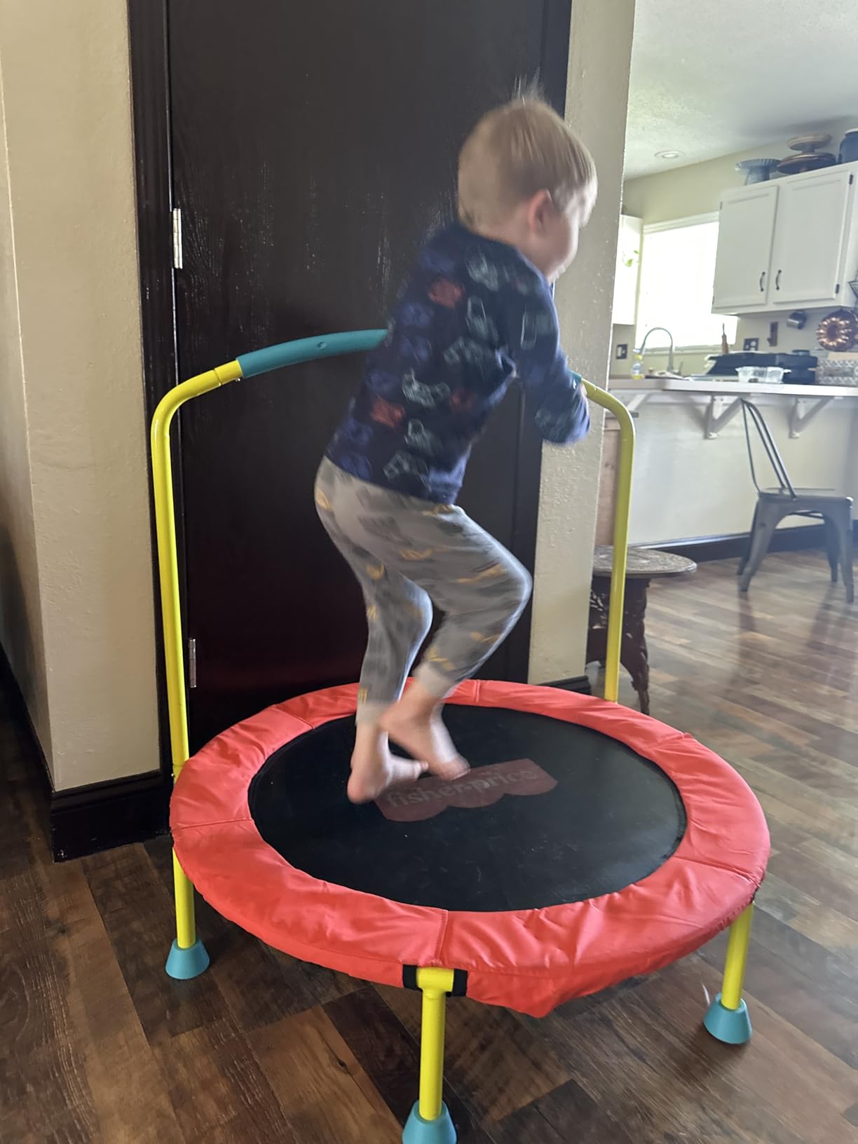 Fisher-Price 3-Foot Mini Trampoline, WonderJump 36-Inch Round Indoor Toddler Kids Trampoline with Stabilizing Handlebar customer photo 2
