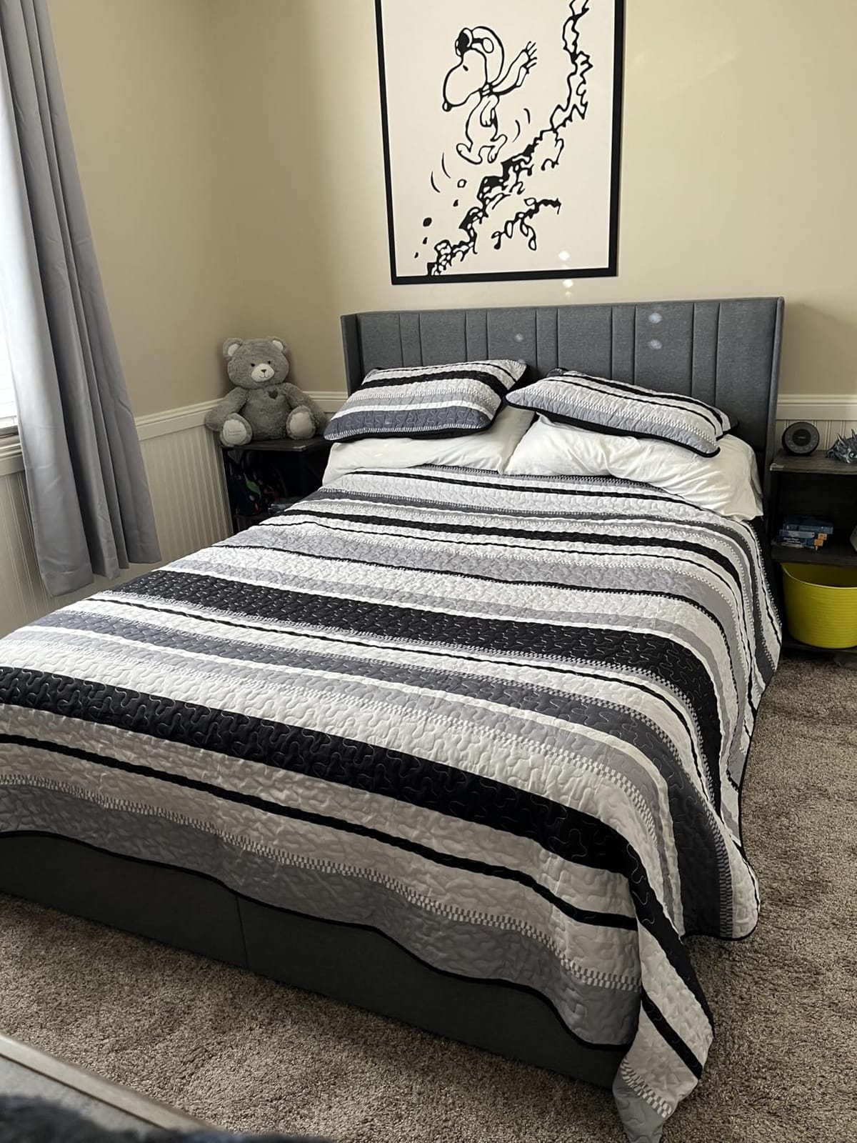 LARMACE Queen Size Bed Frame with 4 Storage Drawers and Wingback Headboard Linen Upholstered Platform Bed Frame with Wooden Slats, Easy Assembly, White customer photo 1