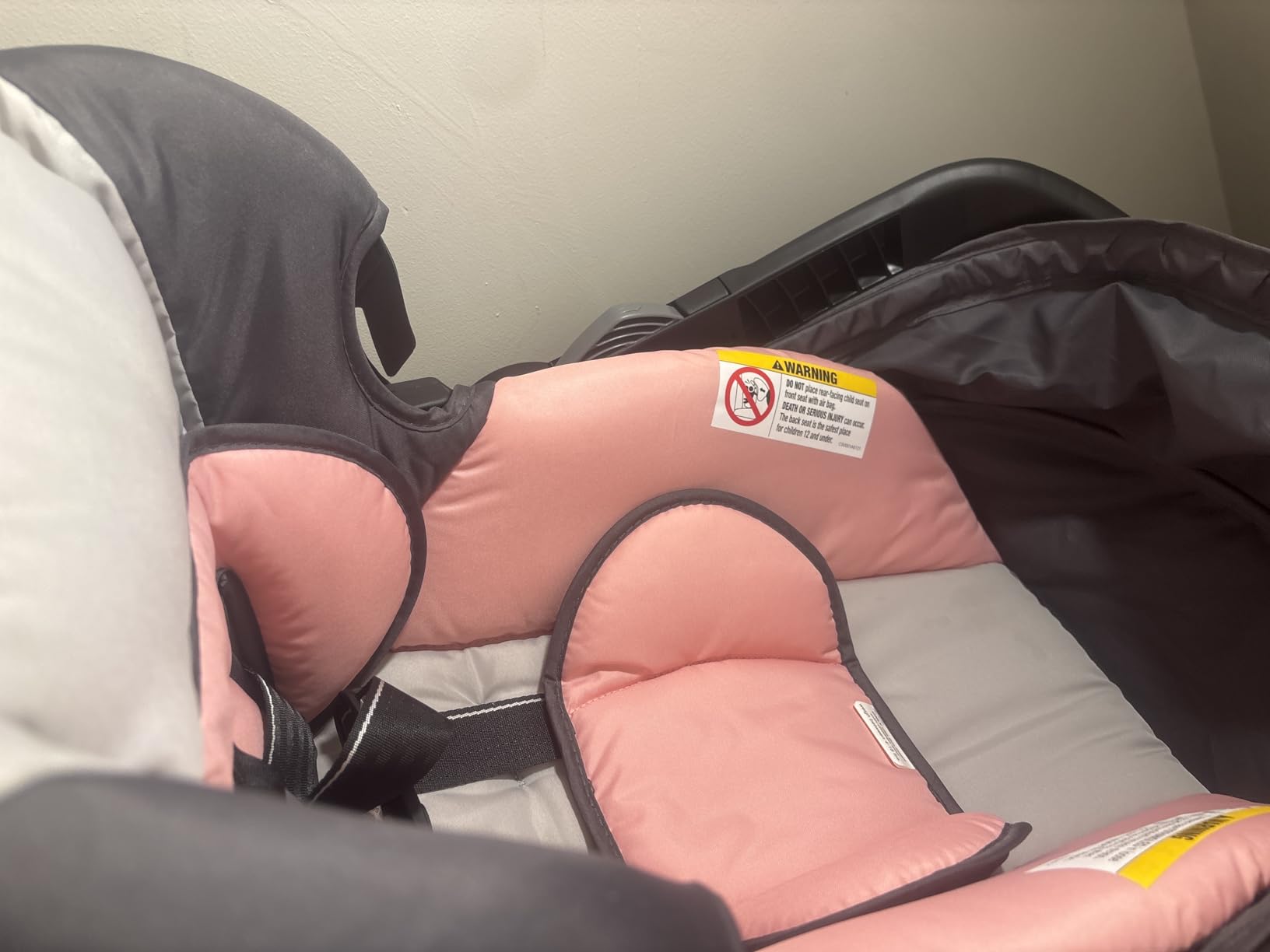 Baby Trend EZ Ride Travel System with EZ-Lift™ Infant Car Seat, Dash Pink customer photo 1