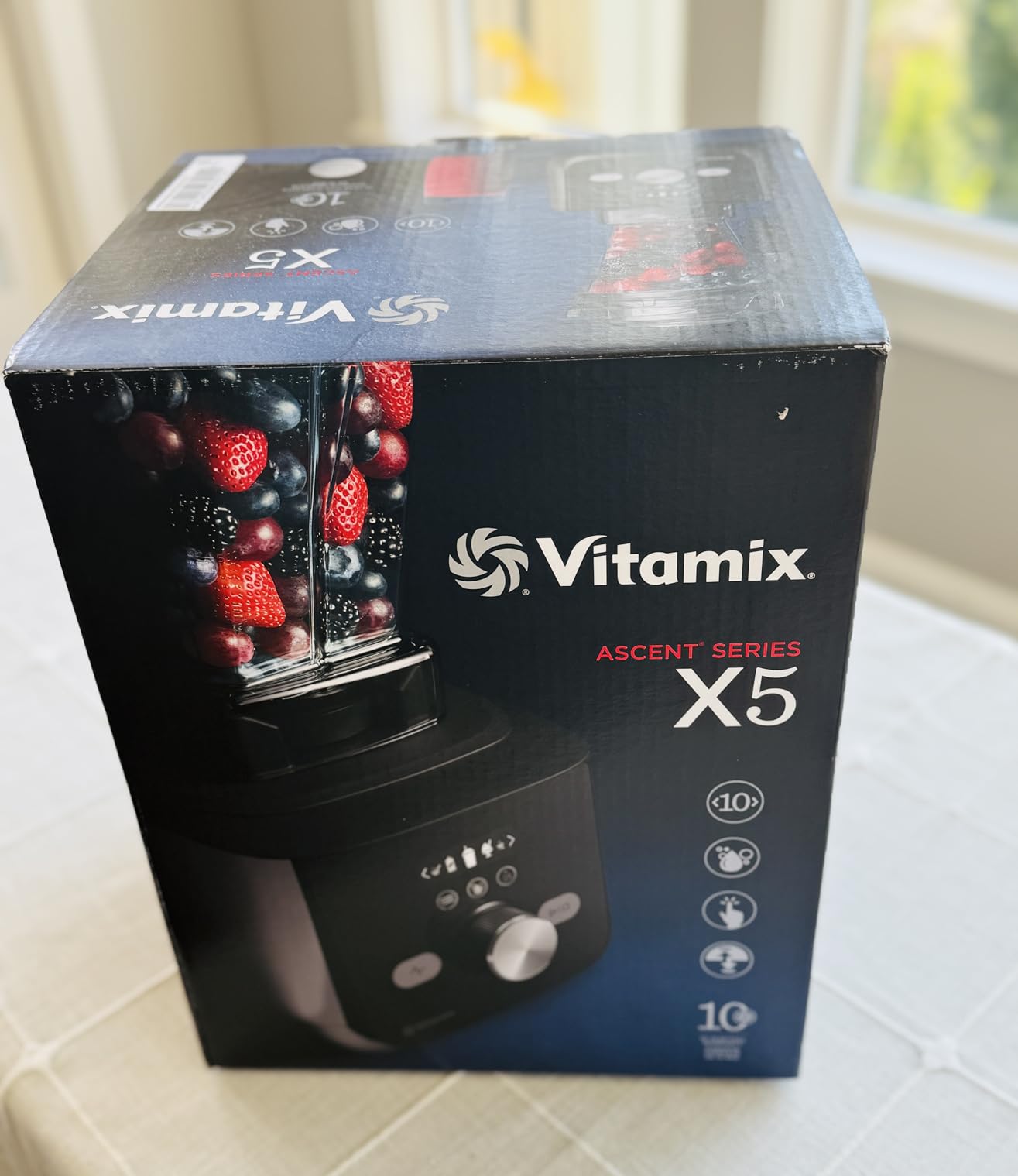 Vitamix Ascent X5 Professional-Grade Blender, 10 Programs,Brushed Stainless customer photo 1