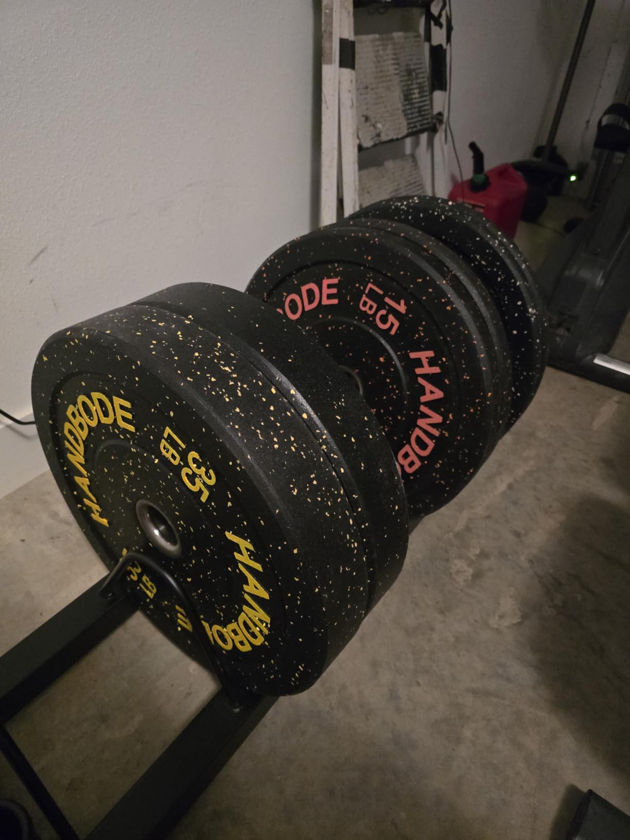 HANDBODE 2-Inch Weight Plates High Bounce, Olympic Bumper Plate Set 45/100/160/190/260/300lb, Colored Weight Plates Set for Home Gym, Barbell Weights Rubber Strength Training Plate for Weight Lifting customer photo 2