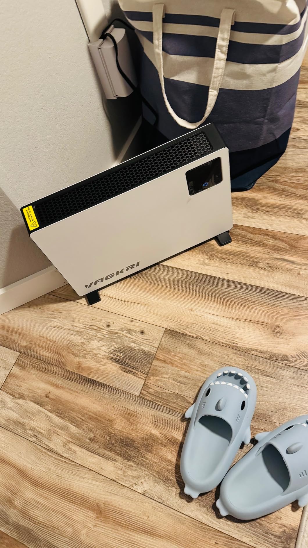 VAGKRI Quiet Electric Space Heater, Wall Mounted Heater 1500W Fast Heating with Remote, 3 Heating Modes, 24H Timer, Indoor Heaters with Stand Base for Bathroom, Bedroom, Living Room, Office customer photo 2