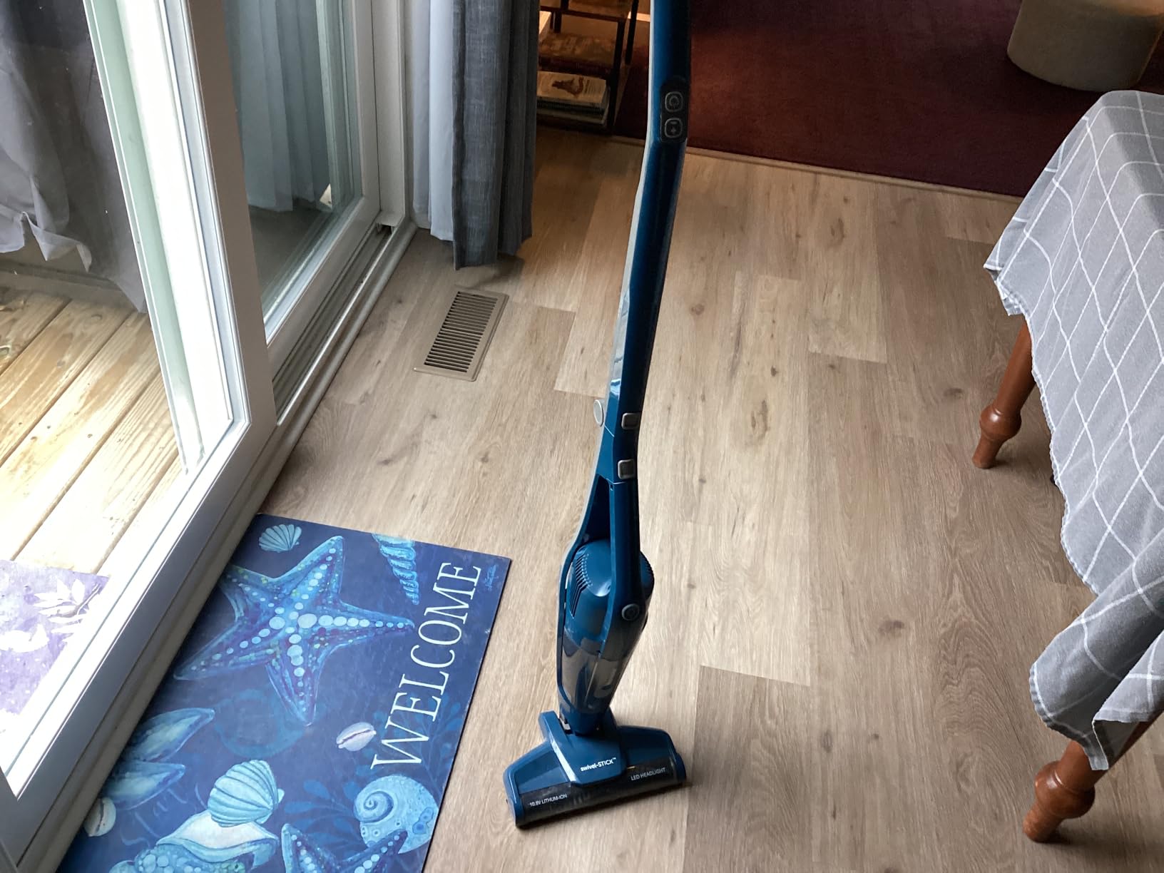 Vacmaster Portable 10.8V 2-in-1 Cordless Stick Vacuum Cleaner customer photo 2