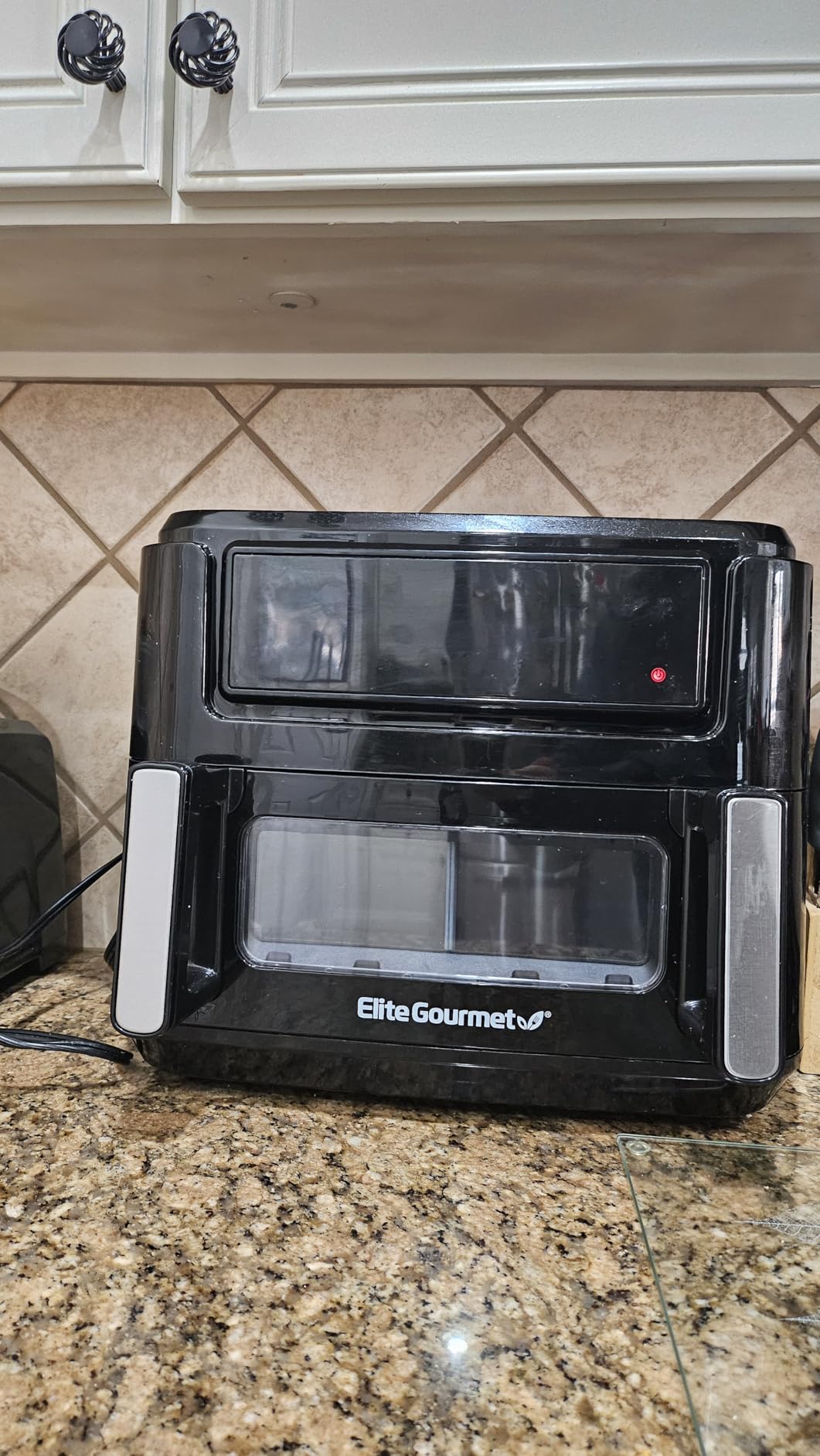 Elite Gourmet 11Qt Dual Zone Air Fryer Oven, Dual Basket, 1600W, PFAS-Free customer photo 1