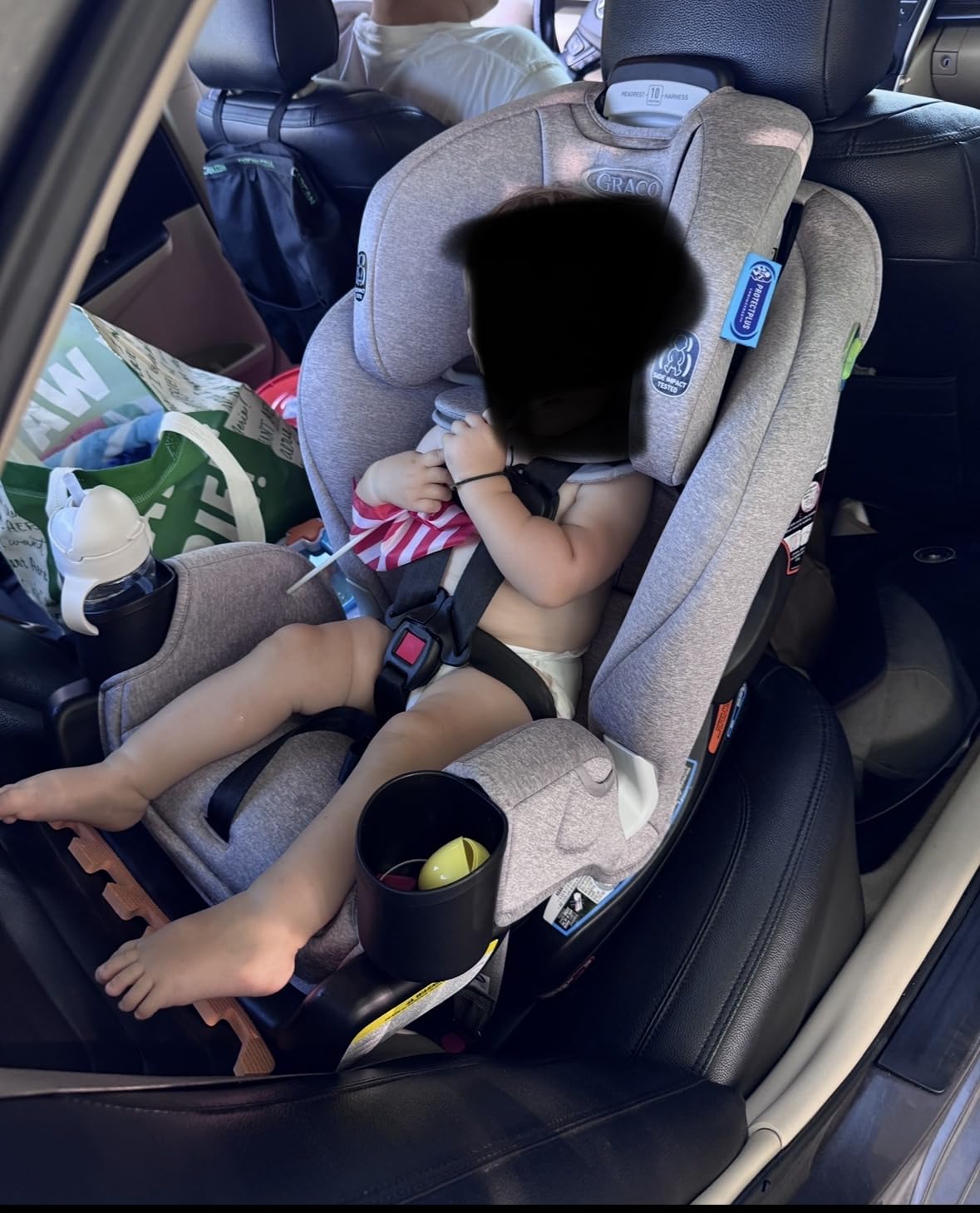 Graco Extend2Fit 2-in-1 Convertible Car Seat, Gotham customer photo 2