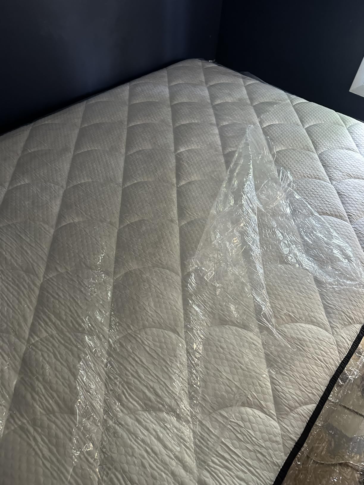 King Size Mattress,12 Inch King Mattress in a Box for Back Pain Relief, Upgrade Memory Foam and Pocket Coils Spring, Medium Firm, Excellent Motion Isolation, Edge Support, 80x76x12 customer photo 2