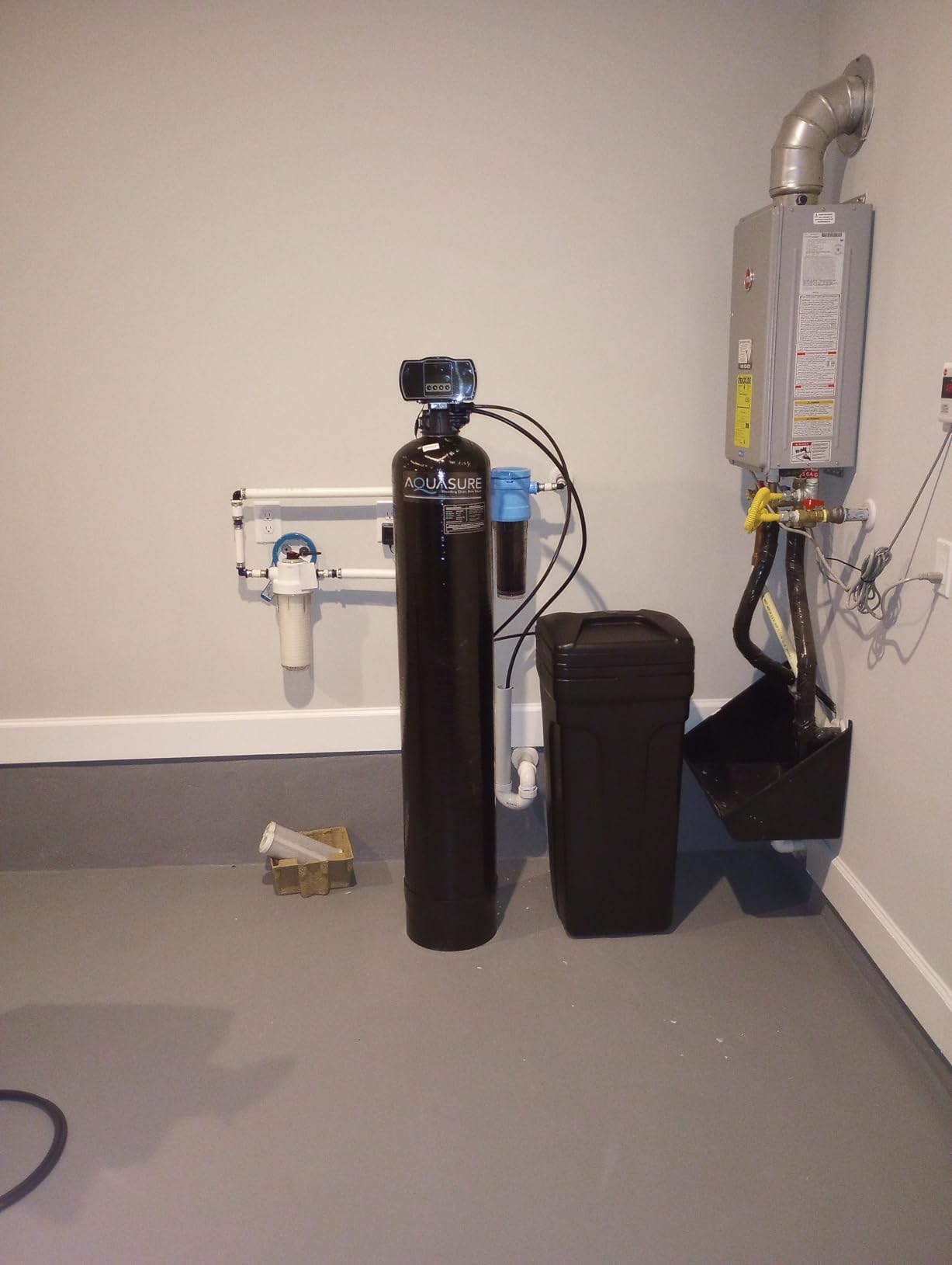 Aquasure Harmony Series 70,000 Grains Whole House Water Softener with Automatic Digital Metered Control Head | Fine Mesh Resin for Iron Removal, Reduces Hardness & Improves Water | for 4-6 bathrooms customer photo 2