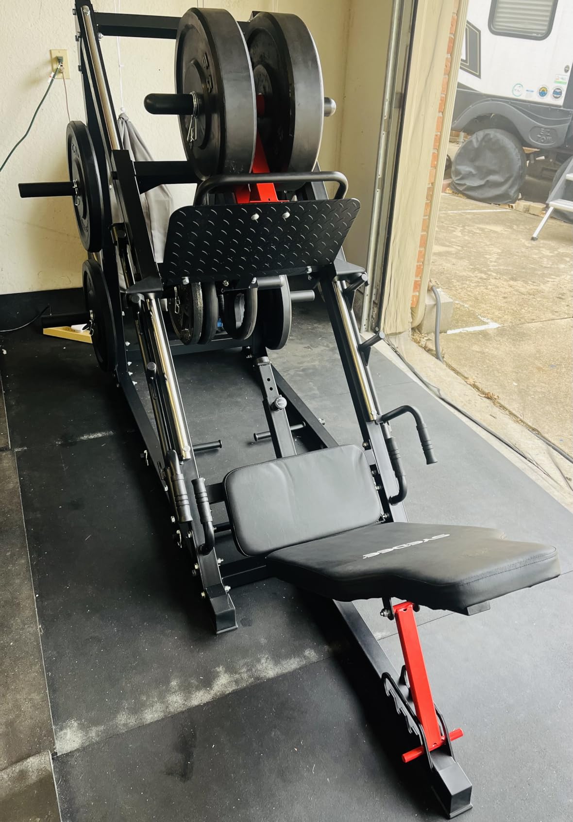 Mikolo 45 Degree Leg Press for Home Gym - Professional Lower Body Workout Machine for Fitness and Strength Training customer photo 1