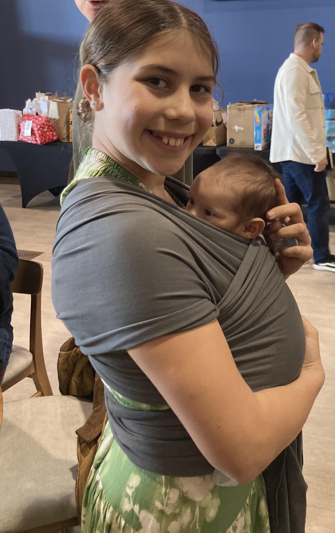 Sleepy Wrap Baby Carrier Wrap for Infants 7-35lbs, Lightweight, Dark Gray customer photo 1