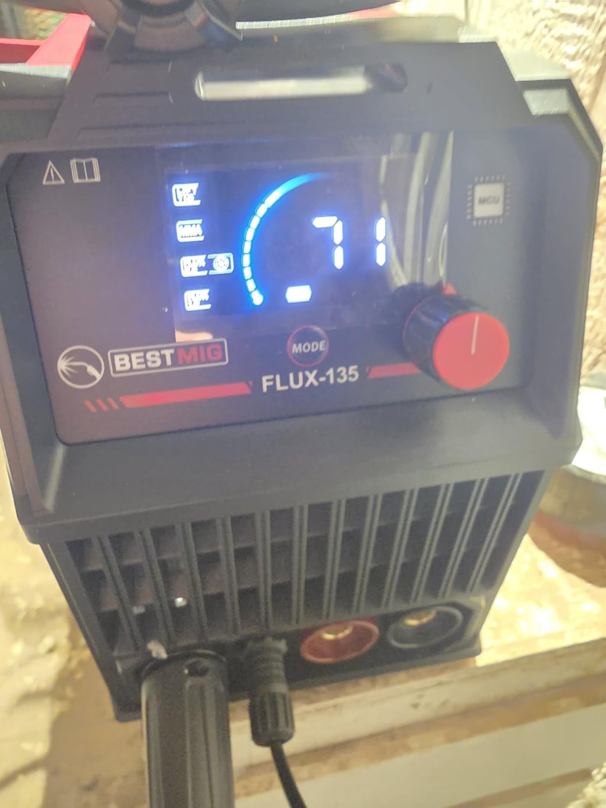 BESTMIG 135A MIG Welder - 3-in-1 Flux Core Welder, MIG/Lift TIG/Stick Welding Machine - Portable IGBT Inverter - 110V with Welder Helmet and Gloves (Red Black, MIG 135A Welder) customer photo 2