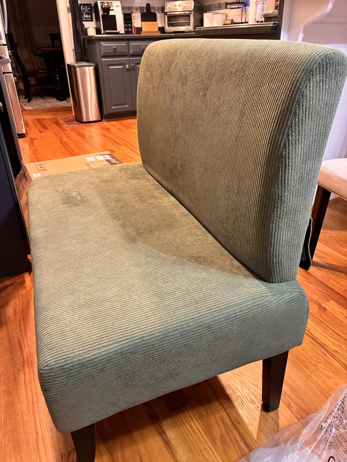 Yaheetech Small Loveseat Armless Sofa Chair with USB Ports, Dark Gray customer photo 1