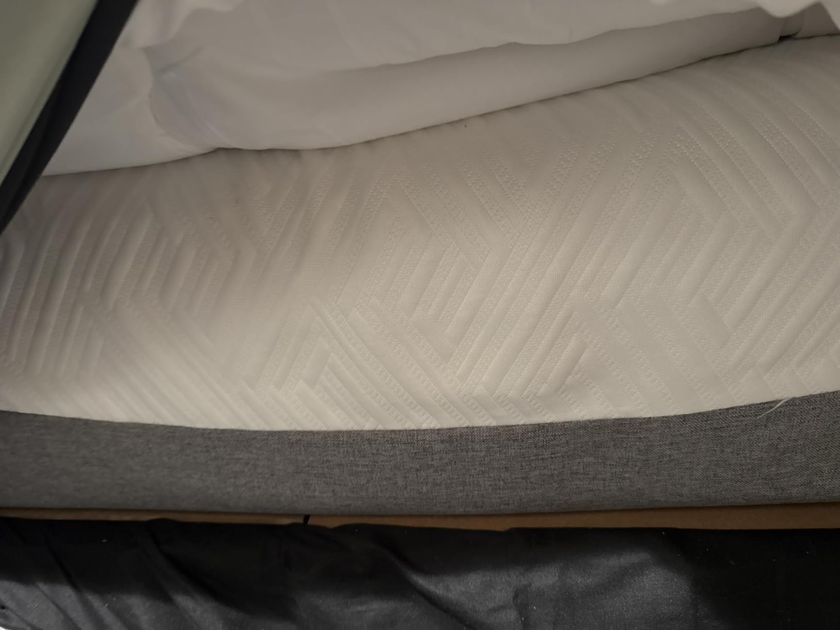 Novilla Bliss Mattress Queen Size, 14 Inch Gel Queen Memory Foam Mattress customer photo 1