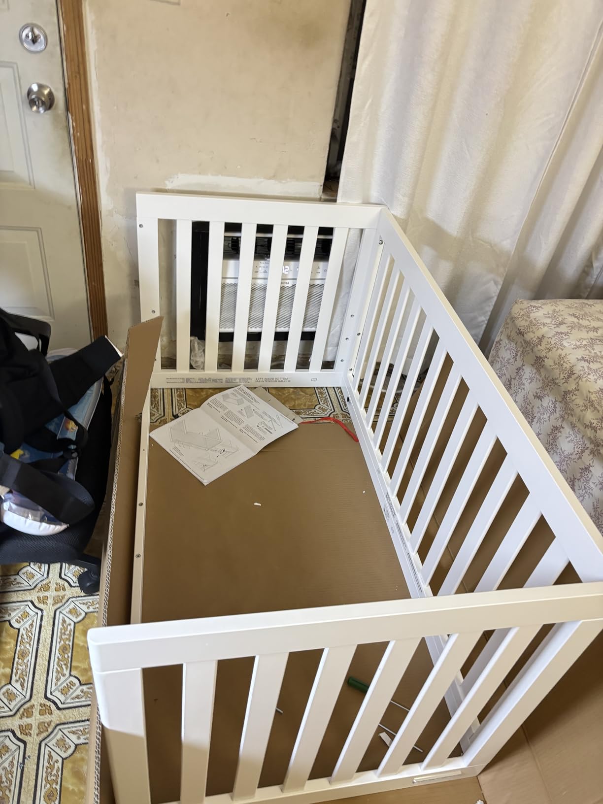 Delta Children Essex 4-in-1 Convertible Crib - Greenguard Gold Certified, Chestnut customer photo 2