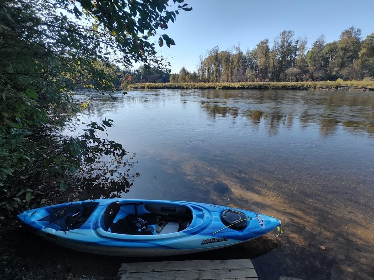 Pelican Argo 100X - Recreational Sit in Kayak - Lightweight Patented Ram-X™ Material - Ergoform™ Seating System - 10 ft customer photo 1