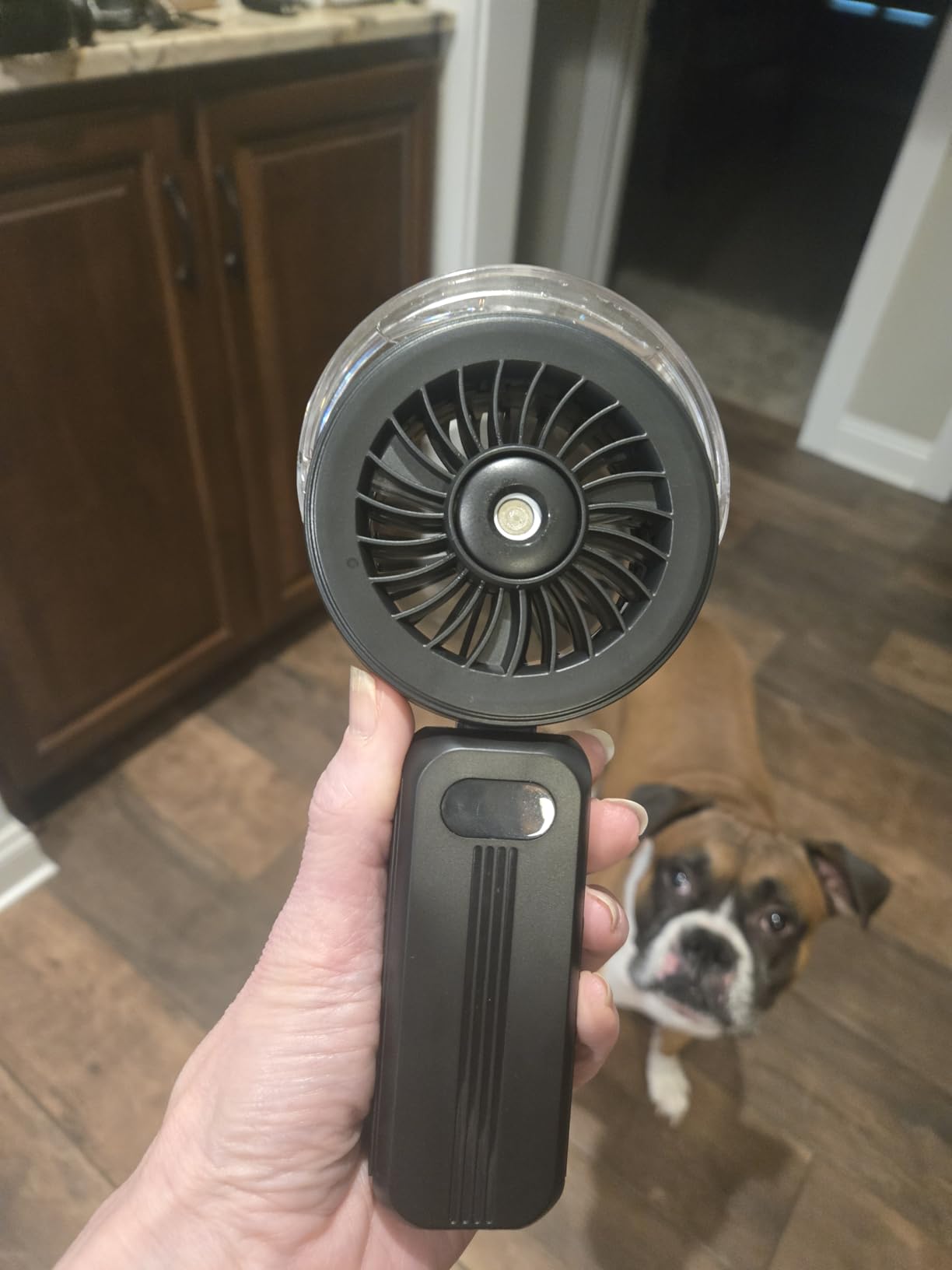 Otlonpe Handheld Misting Fan Portable, Powerful High Speed, Small Personal Rechargeable Cooling Mister Fan Water Spray Mist, 4000mAh Battery Operated for Travel Indoor Outdoor Hand Desk (Black) customer photo 1