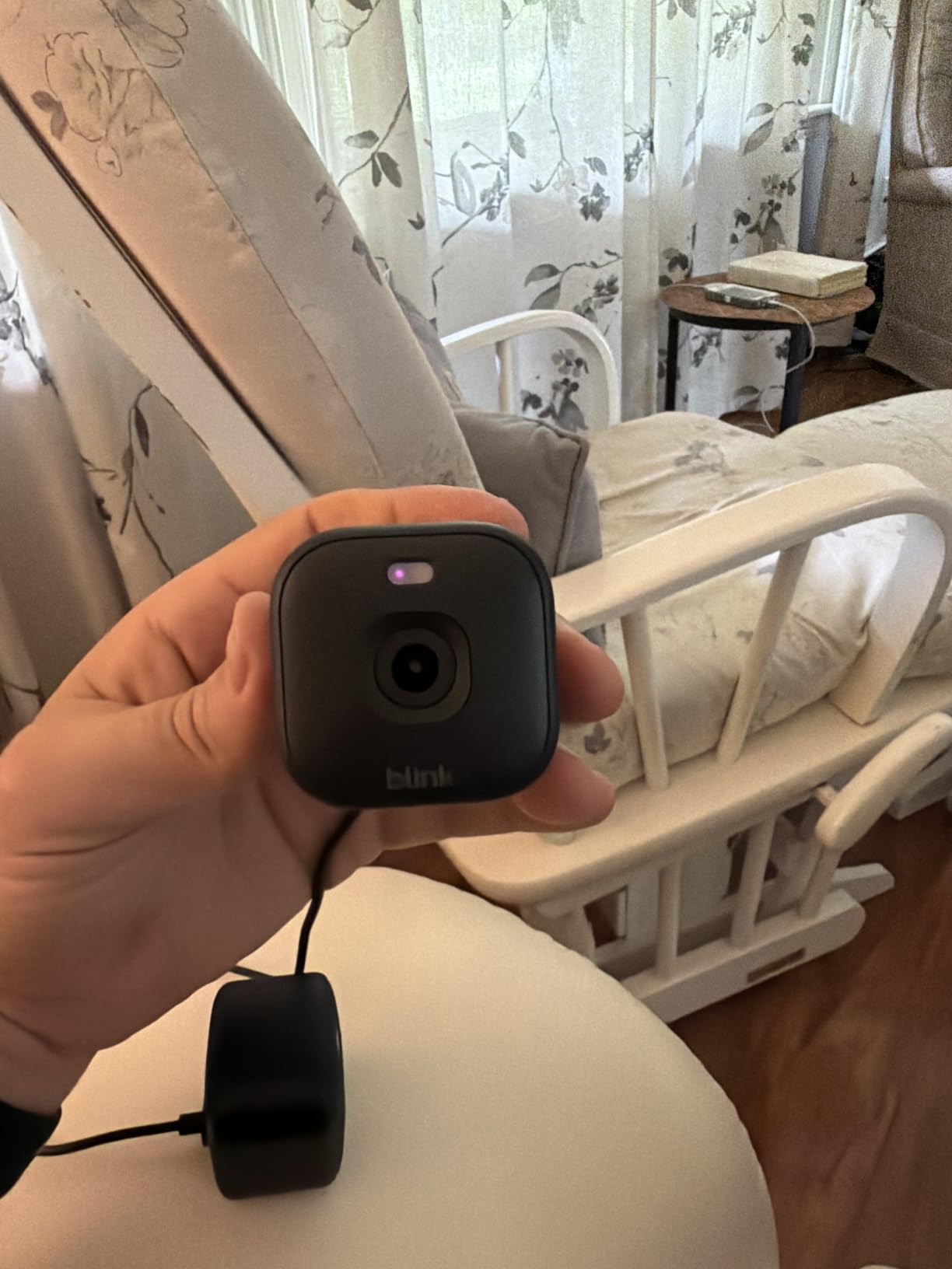 Blink Mini 2K+ (newest model) – Plug-in Home & Pet Indoor Security Camera with 2K video resolution, night vision, enhanced audio, motion detection – 2 cameras (Black) customer photo 1
