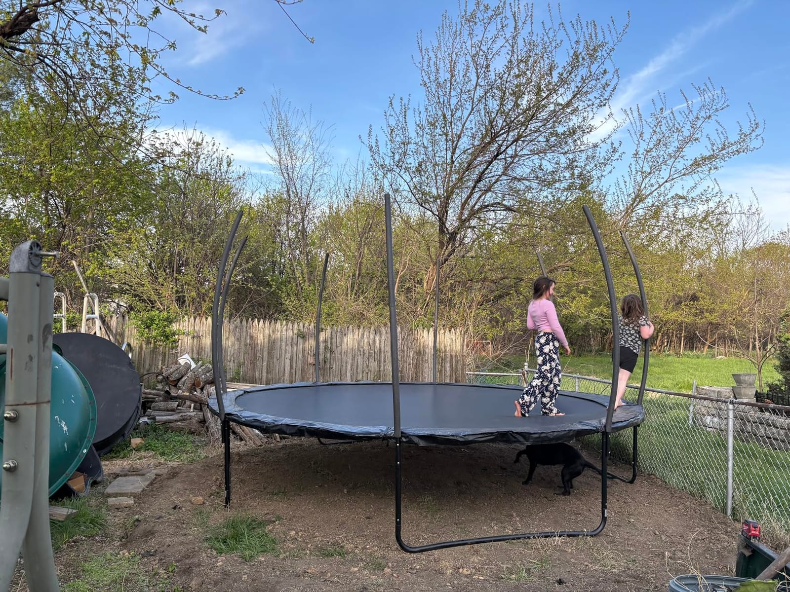 ALTLER Trampoline 12FT 14FT Enclosure Net Outdoor Jump for Kids and Adults Round ASTM Approved Heavy-Duty Bounce Mat with Enhanced Weight Capacity customer photo 2