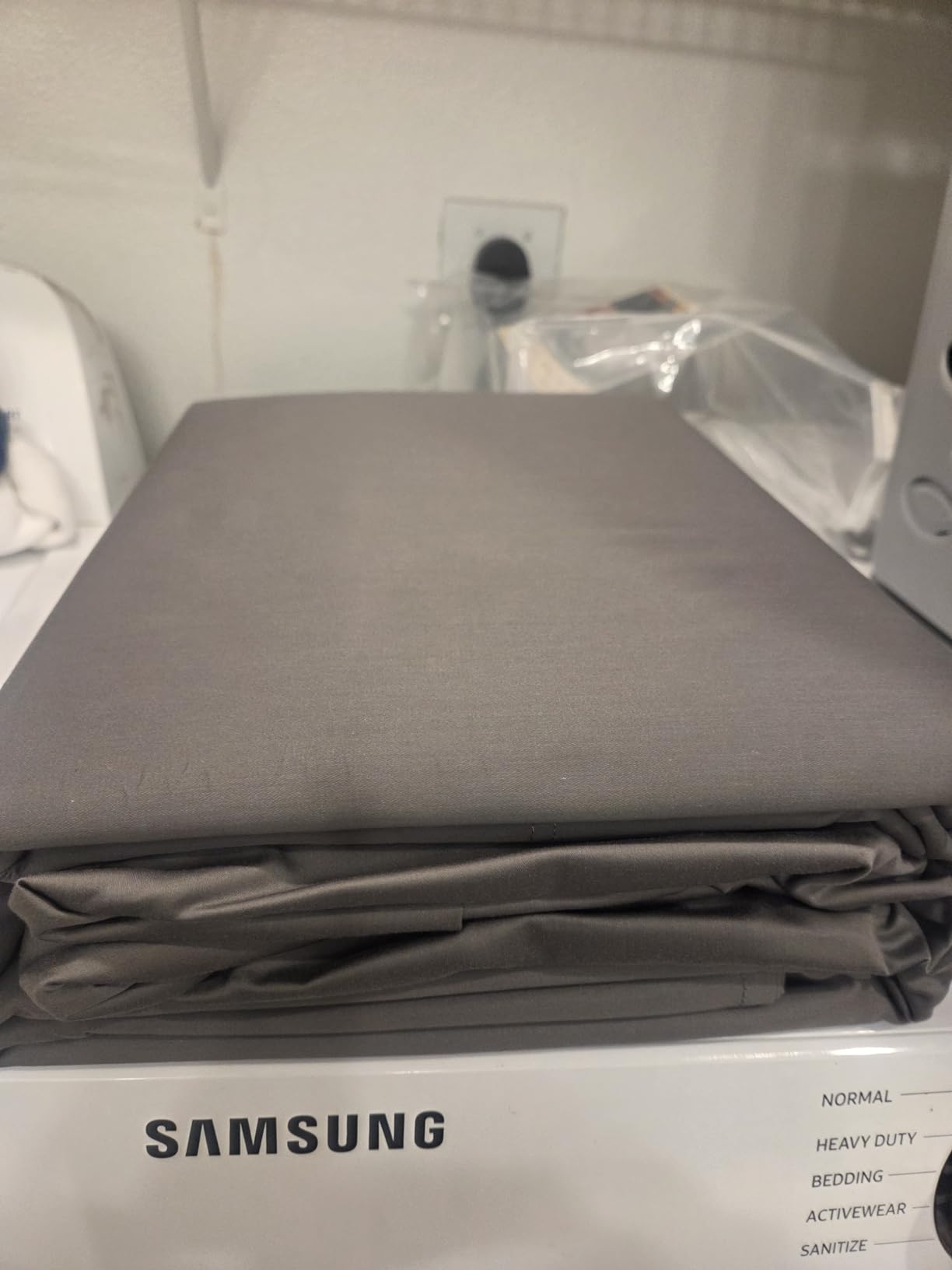 Ivellow 100% Egyptian Cotton Sheets Queen Size Set - 1200 Thread Count 6 PC customer photo 1