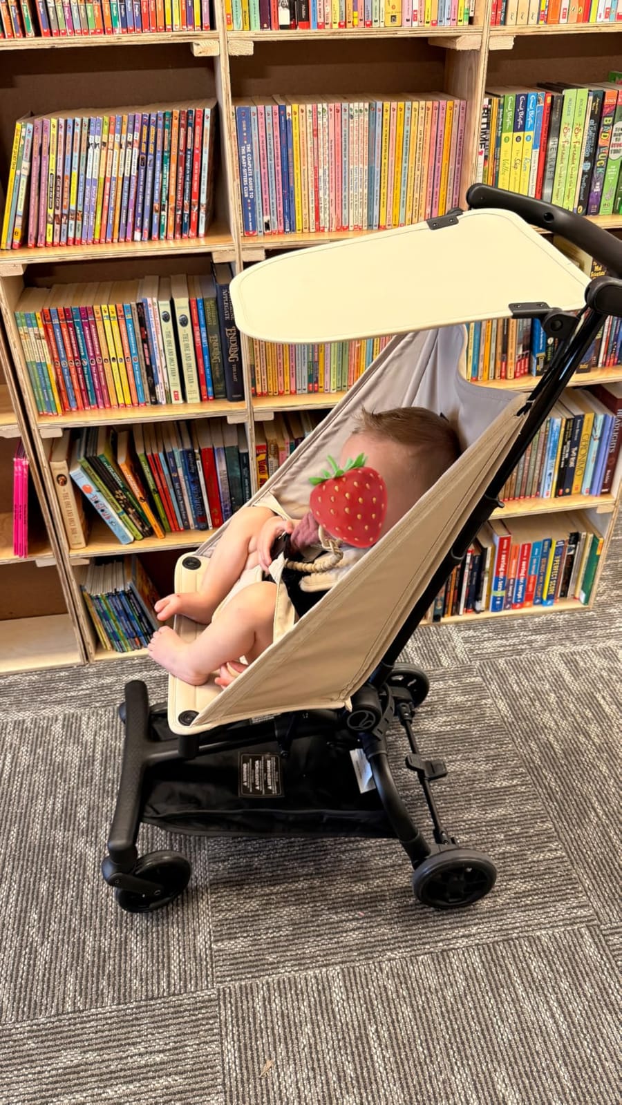 Mompush Jeto Ultra-Lightweight Travel Stroller Only 9.8lbs customer photo 2
