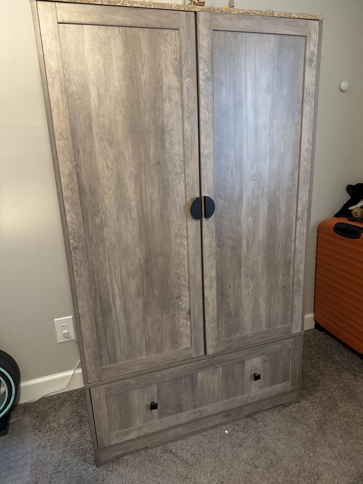 VINGLI Fluted Wardrobe Closet Armoire with Doors And Drawers, Wardrobe Cabinet with Hanging Rack, Bedroom Closet Wood, Oak Free Standing Armoire with Shelf and Solid Wood Legs, 31.5
