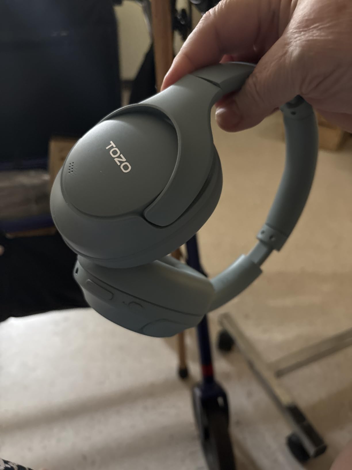 TOZO HT3 Hybrid Noise Cancelling Wireless Headphones, 90H Over Ear Headset customer photo 1