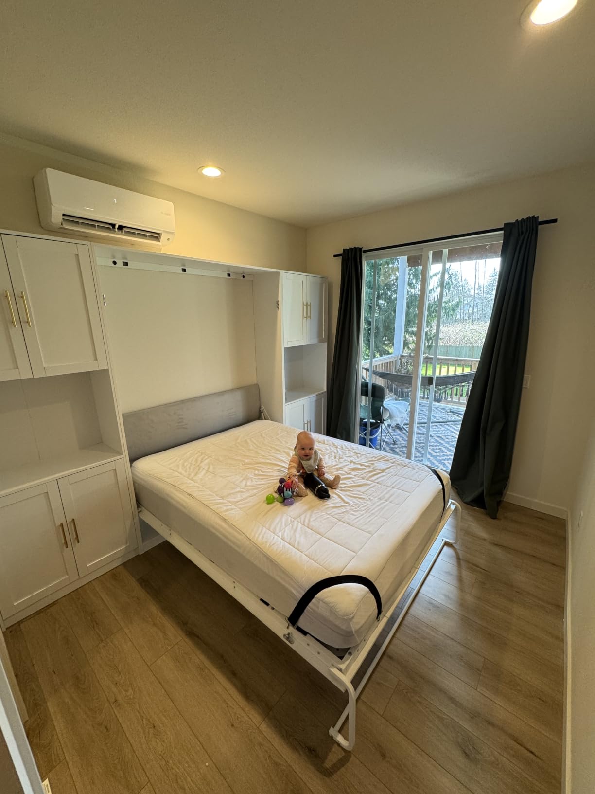 Bobve Farmhouse Murphy Bed Queen, 85