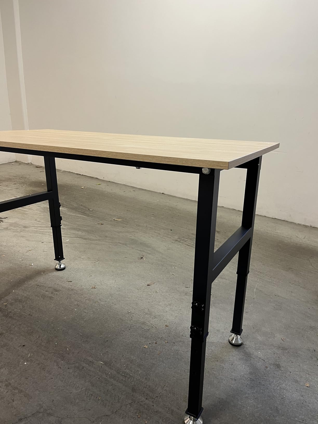 48” Adjustable Wood Work Bench, Heavy Duty Work Table with Power Outlets & Drawers Wheels for Workshop, Garage, 3000 Lbs Capacity customer photo 2