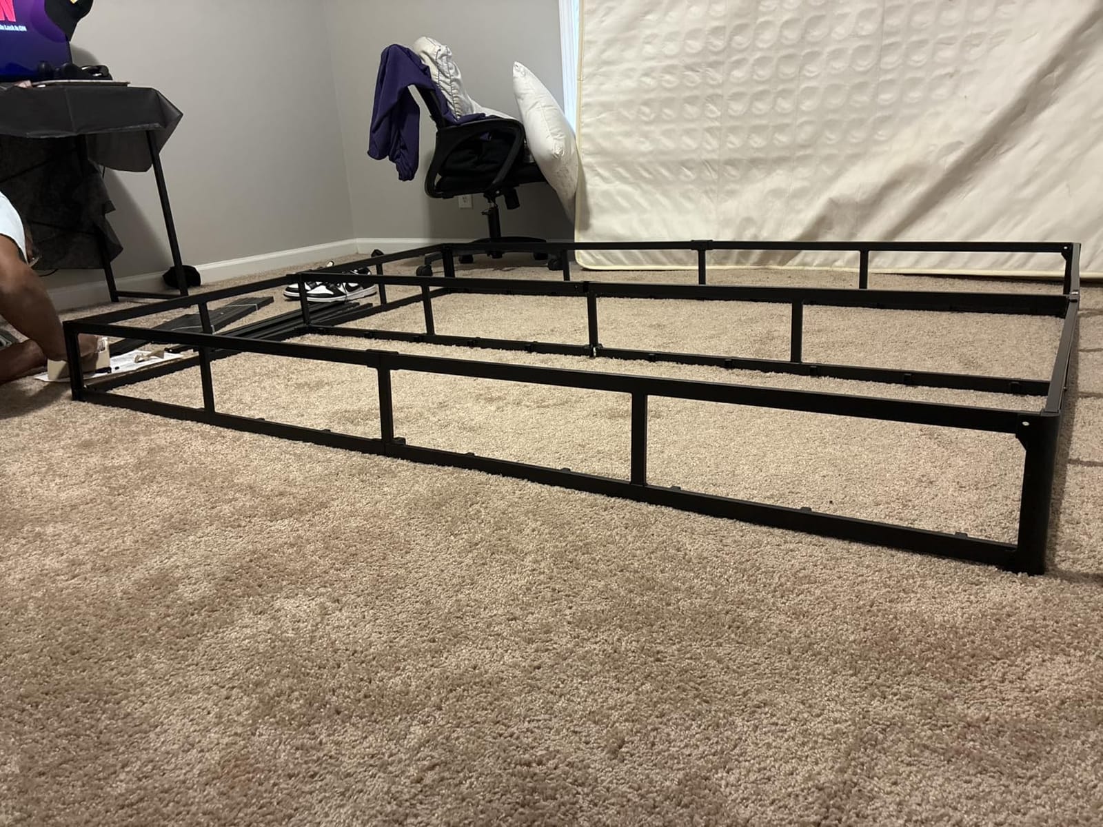 9 Inch Box Spring for Queen Bed, Heavy Duty Metal Mattress Foundation, 3000 lbs Capacity, High Profile, Noise-Free, Easy Assembly with Fabric Cover customer photo 1