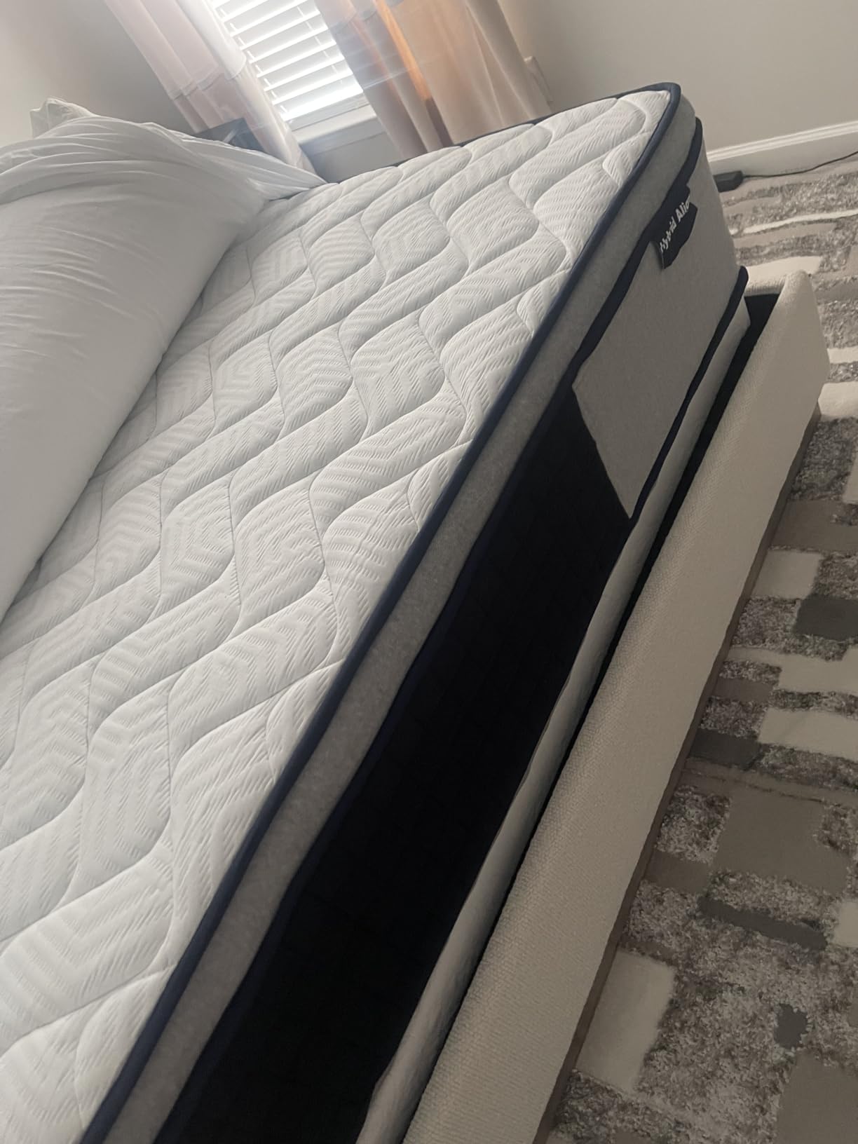 Extra Firm Queen Mattress 14 Inch, Deep Sleep Hybrid Mattress for Lumbar Support & Back Side Sleepers, Pain Relief Mattresses in a Box with Pocket Springs & Cooling Gel - 365-Night Trial, CertiPUR-US customer photo 2