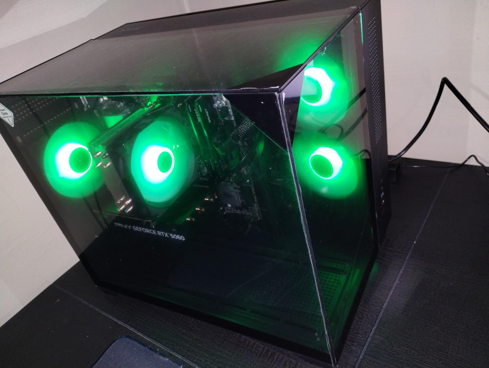 Skytech Gaming Crystal Gaming PC, AMD Ryzen 7 5700 3.7GHz, NVIDIA RTX 5060, 1TB NVMe SSD, 32GB DDR4 RAM 3200, 650W Gold PSU, Wi-Fi, Win 11, Desktop customer photo 2