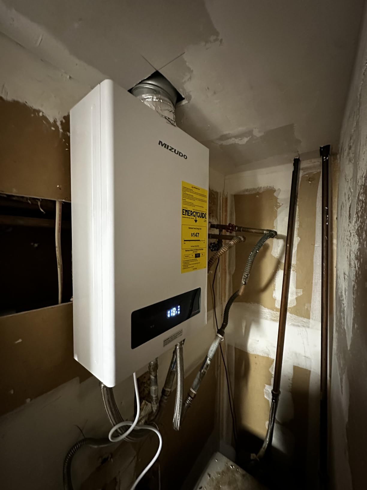 MIZUDO Natural Gas Tankless Water Heater, 199,000 BTU, Indoor customer photo 2