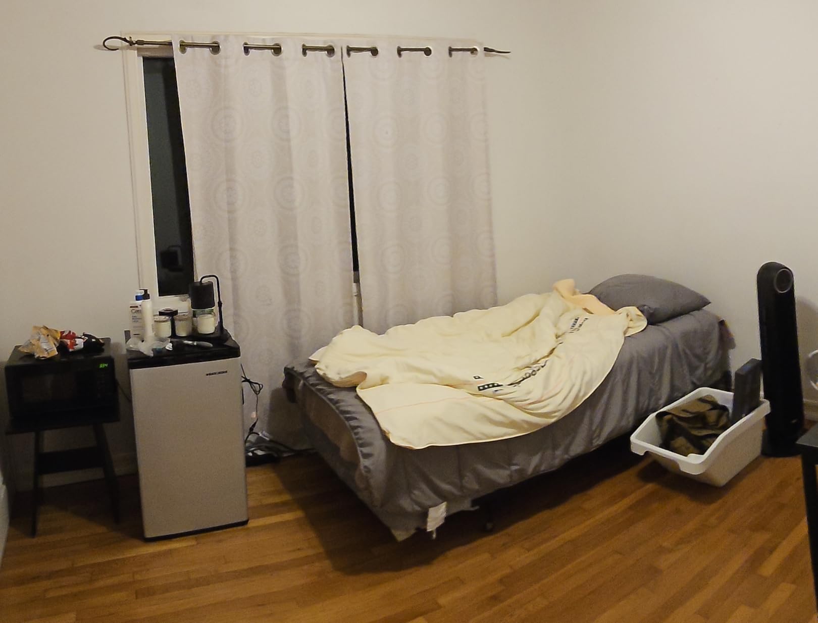 GAESTE Twin 8 Inch Hybrid Cooling Mattress, Airflow Innerspring customer photo 2