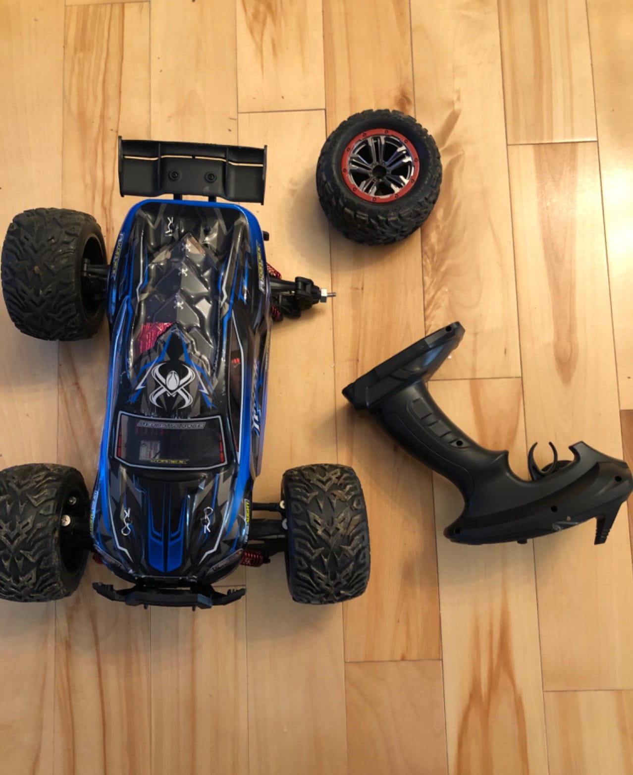 Hosim 1/10 Brushless RC Cars for Adults & Boys 60+ KPH, Fast RC Truck customer photo 2