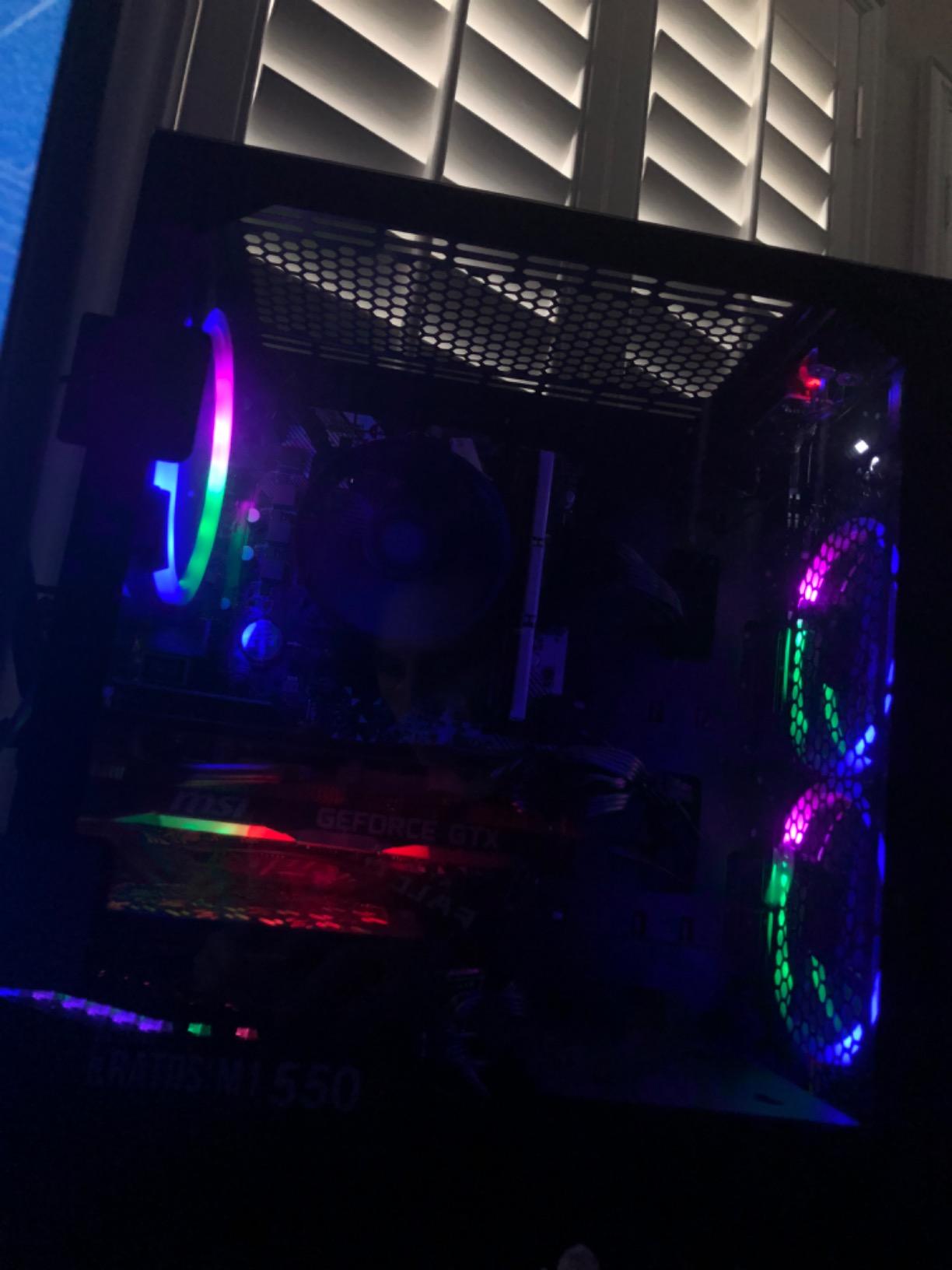 Skytech Gaming Azure 3 Gaming PC, Ryzen 7 9850X3D, RX 9070 XT customer photo 1