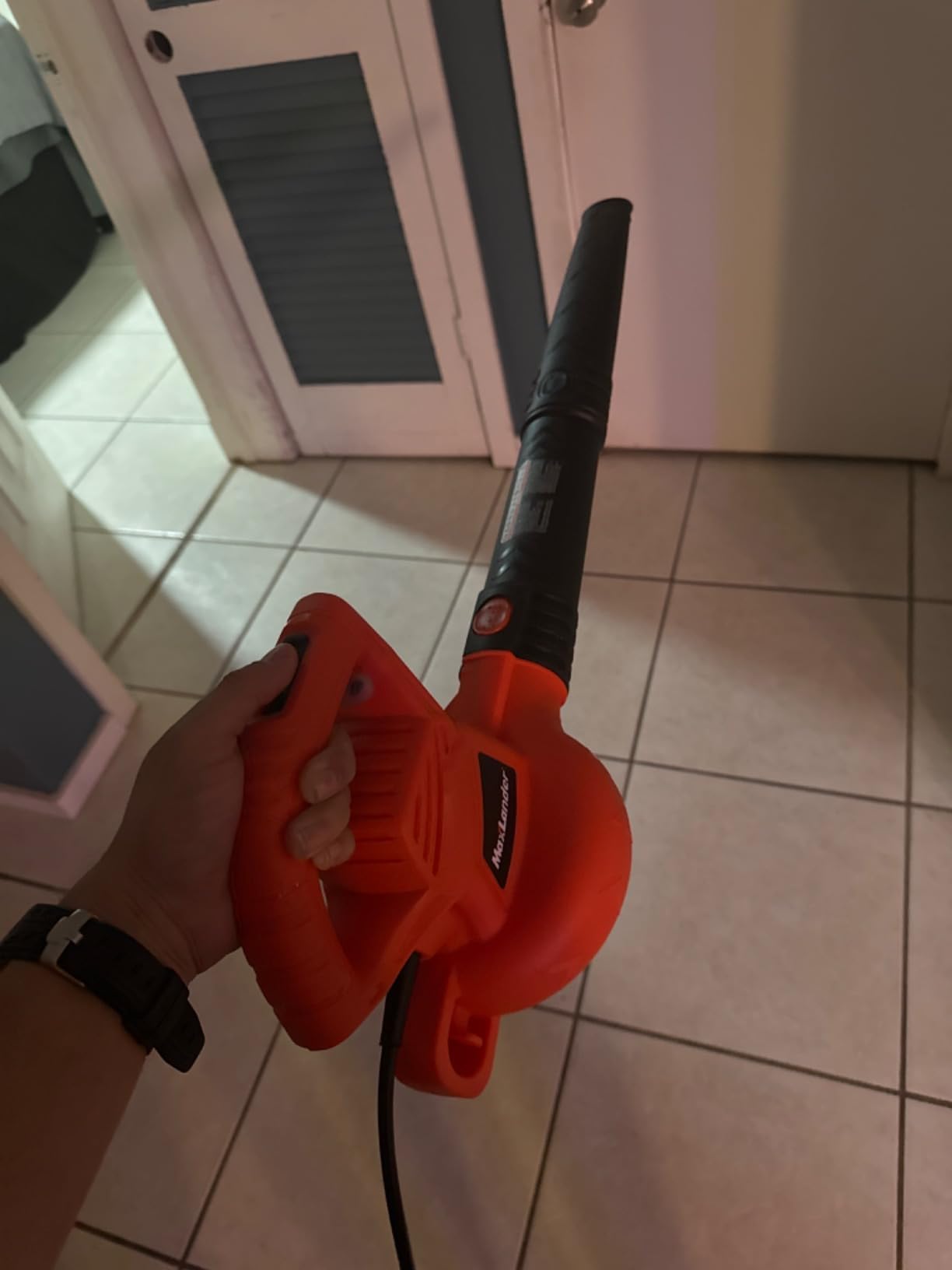 MAXLANDER 40V Cordless Leaf Blower Vacuum Mulcher, Leaf Vacuum with 40L Bag customer photo 2