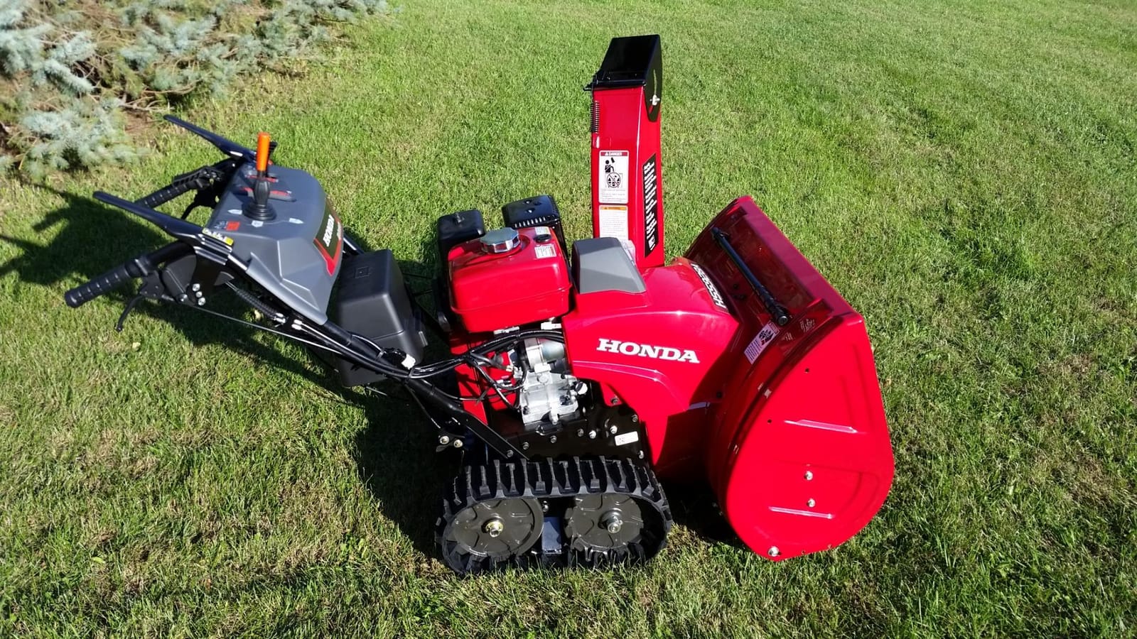 Honda HSS928APT 28-Inch Two Stage Snow Blower (HSS928APT) customer photo 1