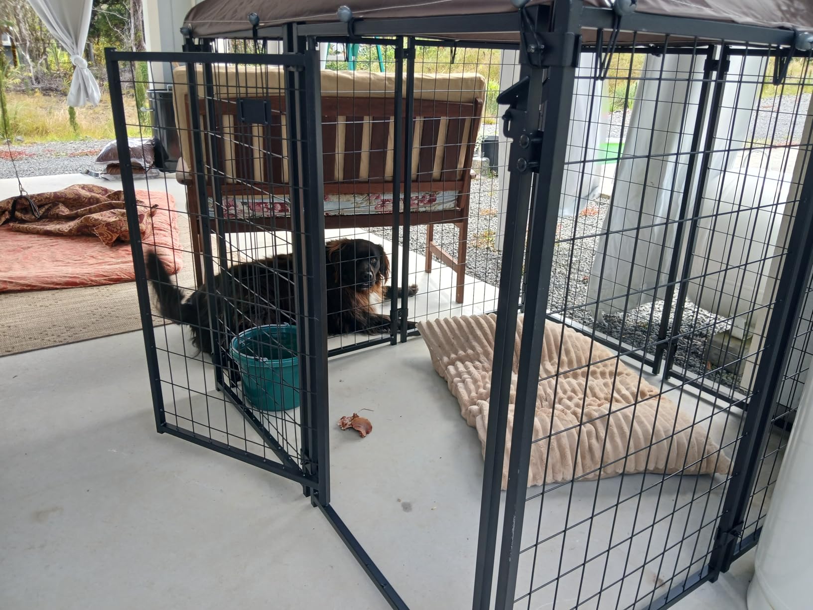 PawHut 4.7' x 4.7' x 5.1' Outdoor Dog Kennel Outside Run S&M Breeds Silver customer photo 2