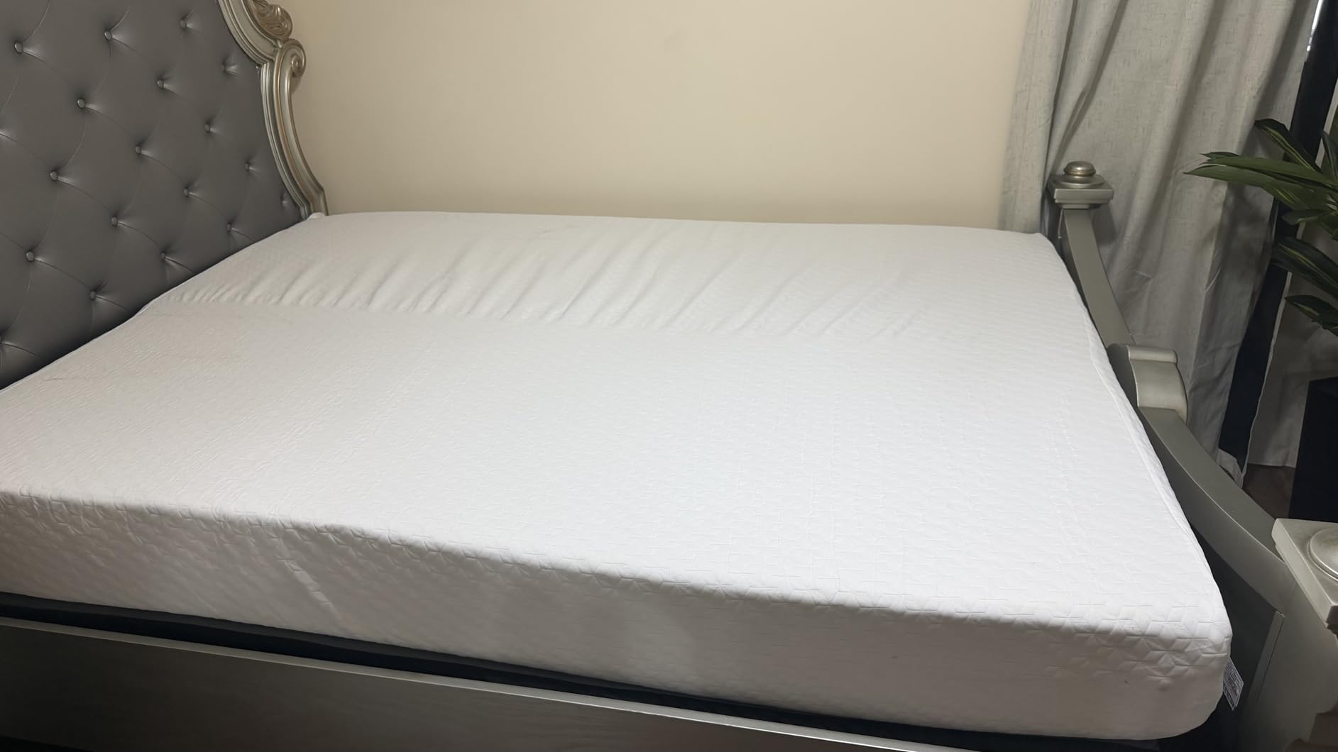 Novilla Queen Gel Memory Foam Mattress 12 Inch for Spinal Alignment customer photo 1