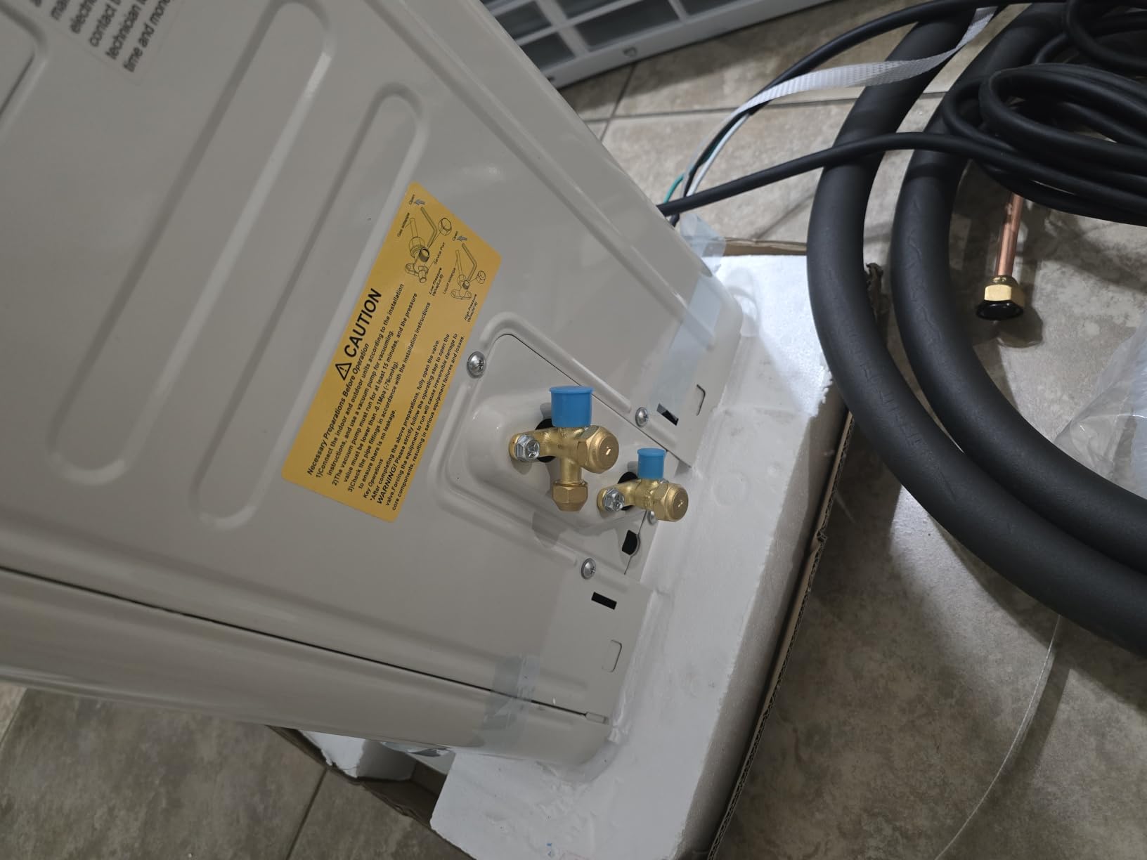 Manastin 18000BTU Mini Split AC & Heating System, 19 SEER2, 230V customer photo 2