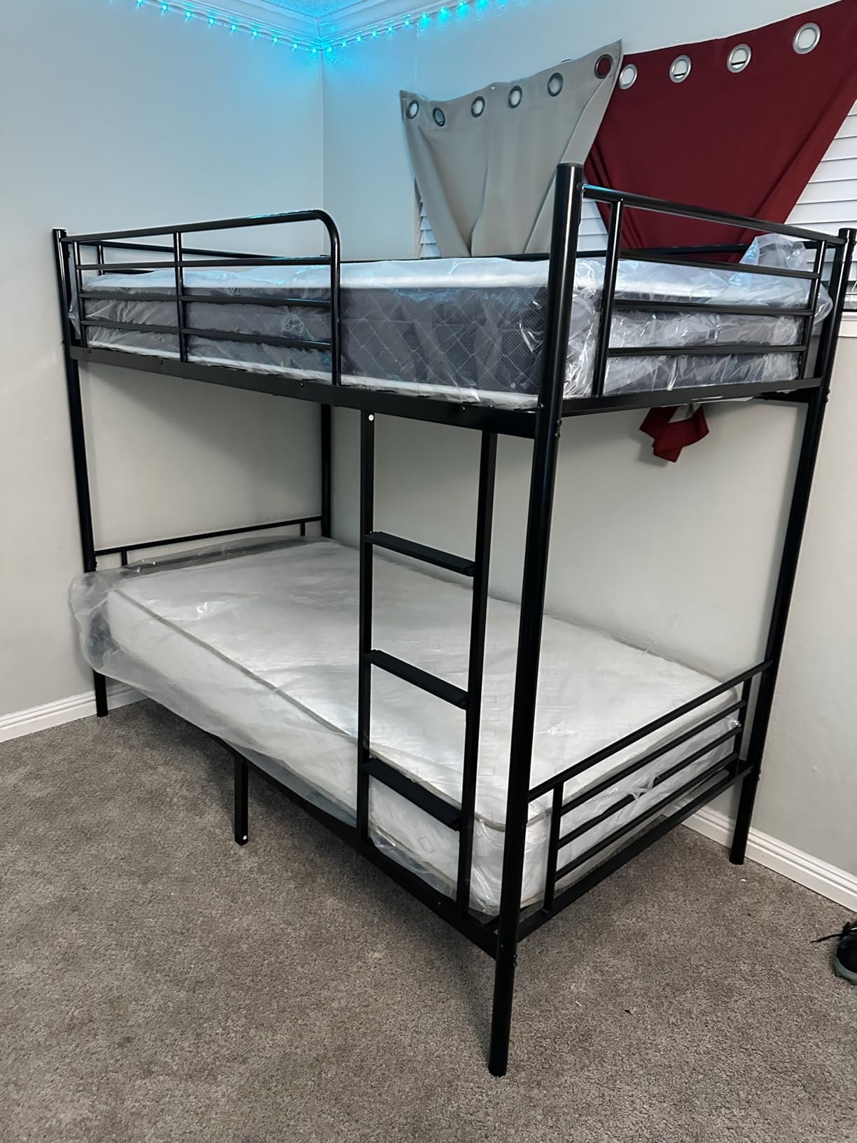 Bonnlo Metal Triple Bunk Bed with Stairs, Twin Over Twin Over Twin Bunk Beds for Kids,Teens and Adults, 3 People Bed, No Box Spring Needed,Black customer photo 1