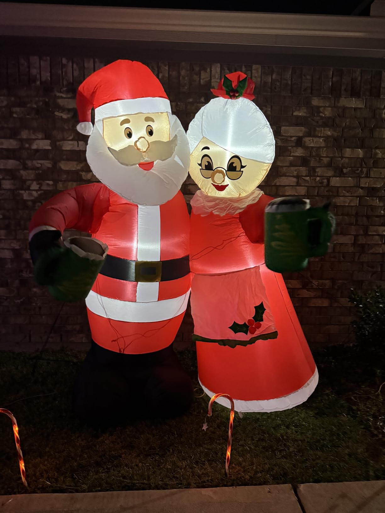 Elegear 7FT Animated Santa and Reindeer Christmas Inflatables Decoration customer photo 2