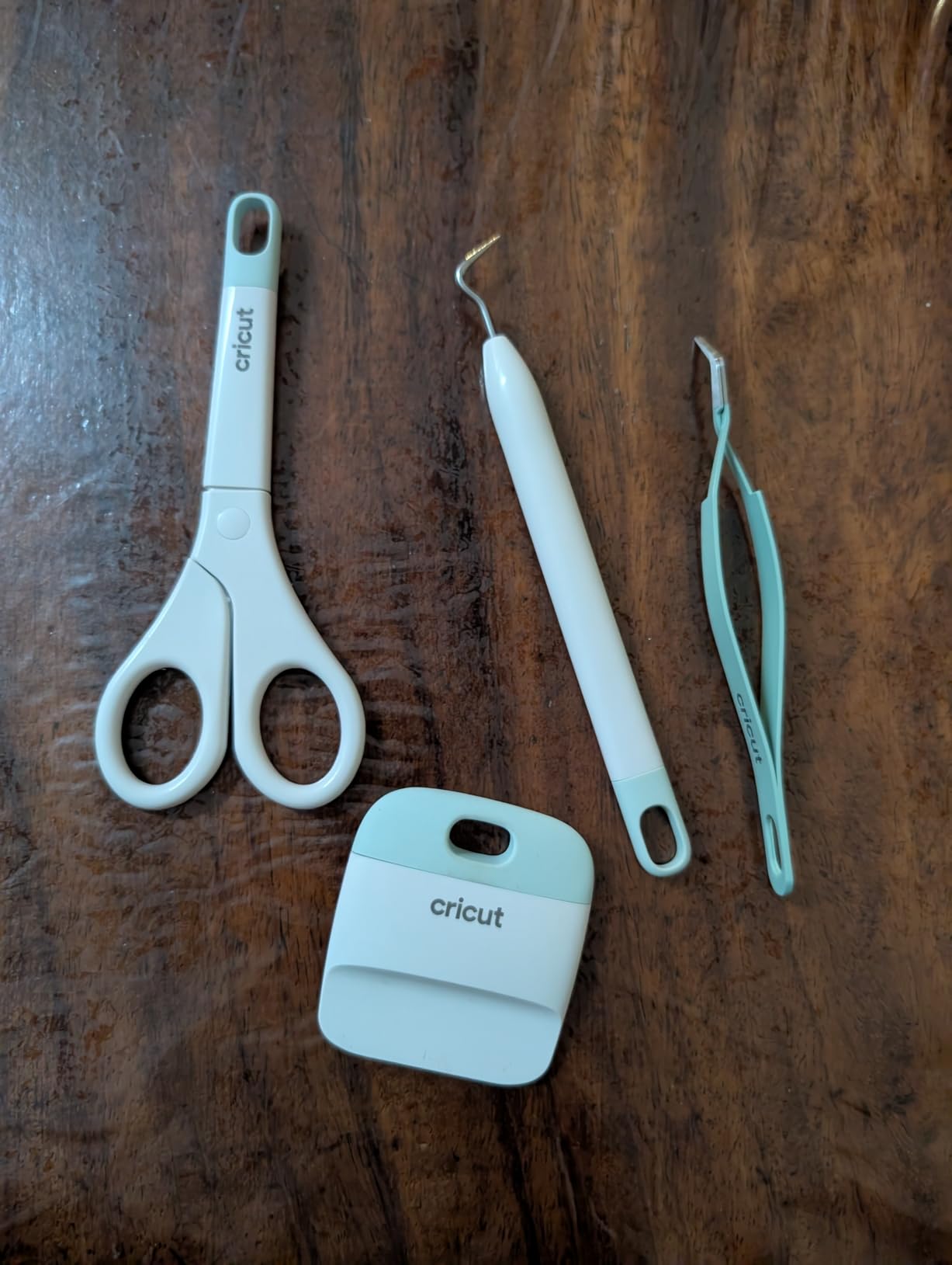 Cricut Ultimate Toolset, Blue - 7 Precision Craft Tools customer photo 1
