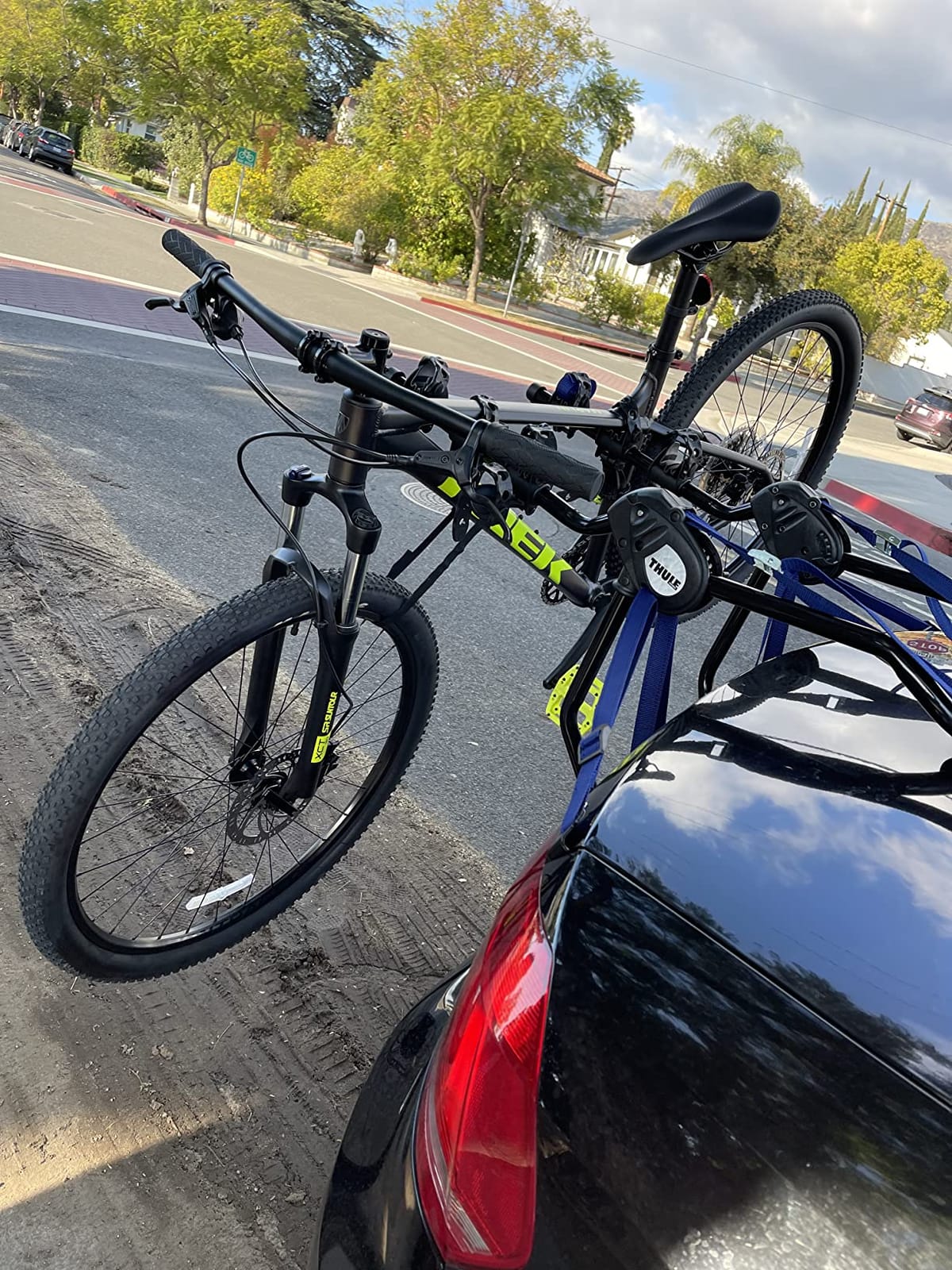 Thule Passage Trunk Mount Carrier customer photo 2