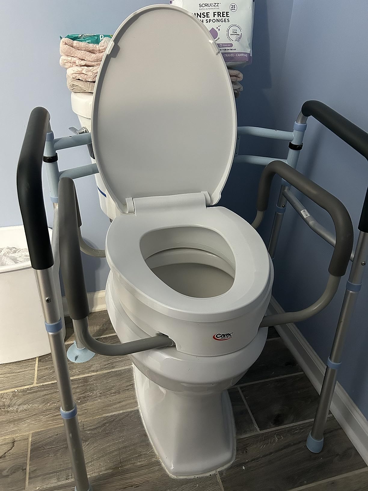Carex 3.5 Inch Raised Toilet Seat with Arms, Elongated Toilet Seat Riser, Up to 250 lbs Capacity, Elevating & Raising Seat for Elderly & Handicap, Universal, Slip-Resistant with Padded Handles, White customer photo 1