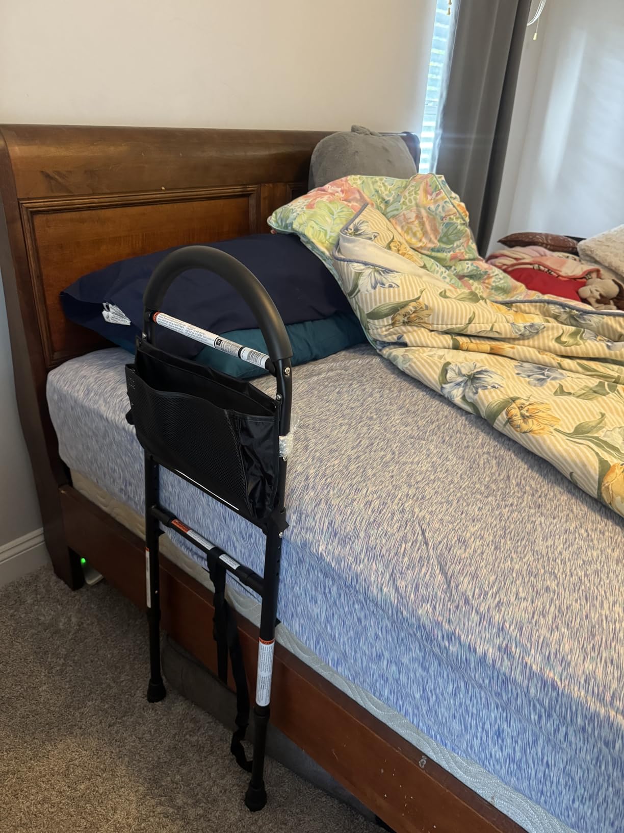 Medline Adjustable Bed Assist Bar for Seniors with Nylon Bag for Storage customer photo 1