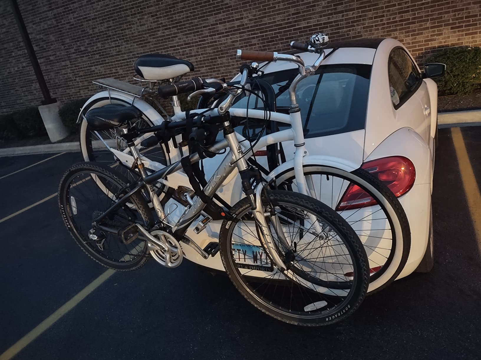 Yakima FullBack 3 Premium Trunk Bike Rack, Holds 3 Bikes, Tool-Free Installation, SuperCush ZipStrips, Foldable Arms, SKS Locks, Bottle Opener customer photo 1